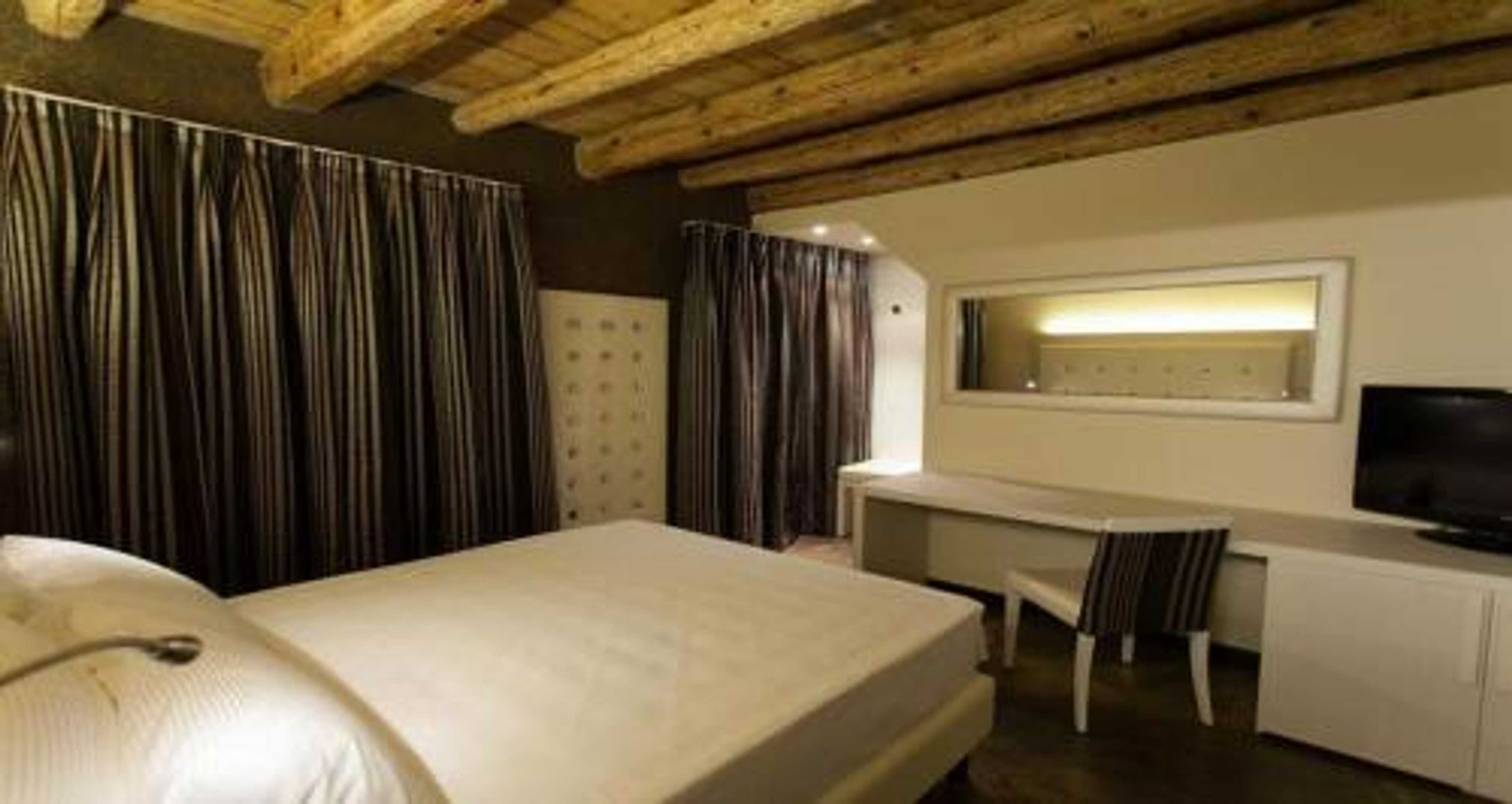 Gift card for Villa Solaris Hotel & Residence Gift card for Villa Solaris Hotel & Residence