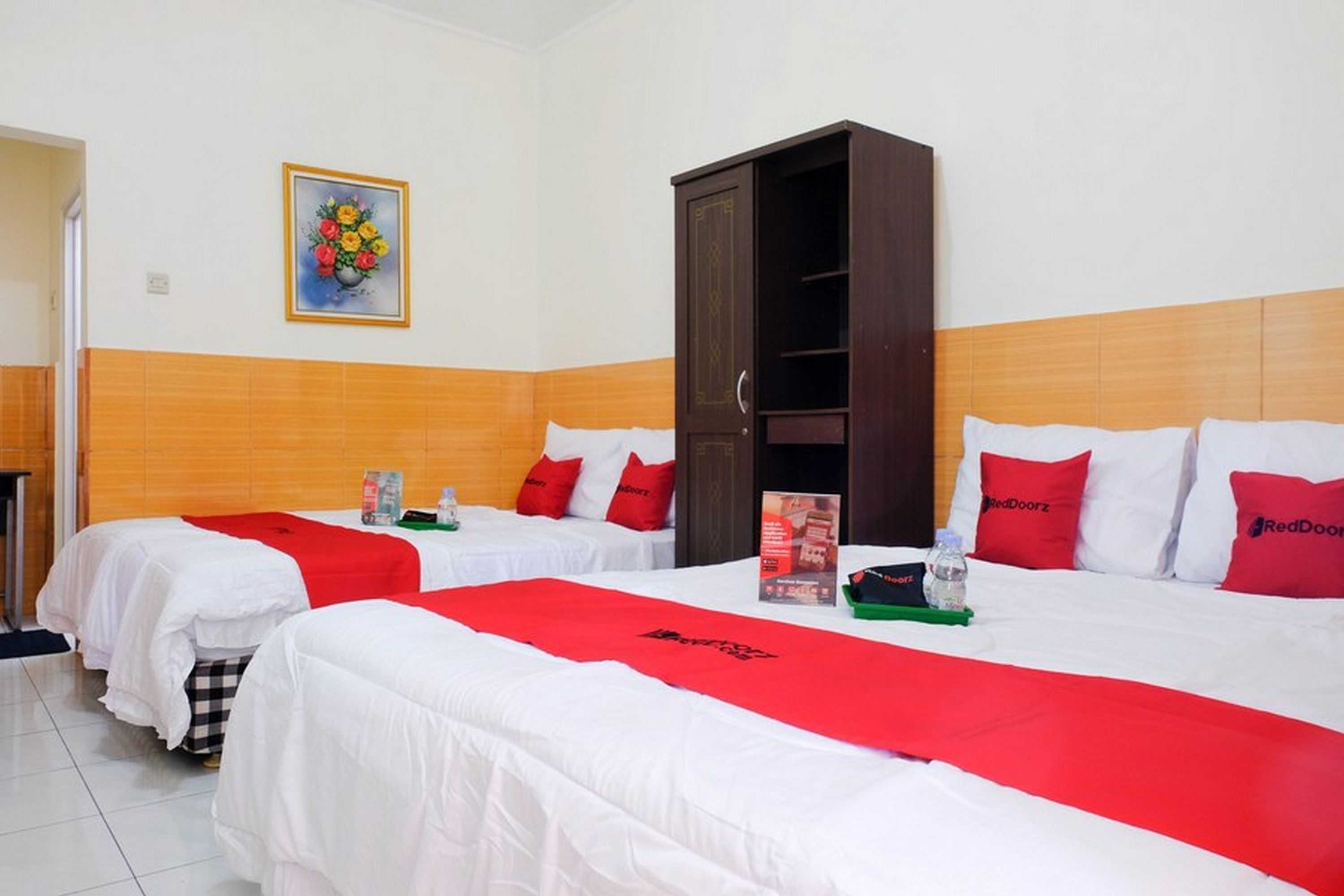 Gift card for Reddoorz Near Stab Syailendra Kopeng Gift card for Reddoorz Near Stab Syailendra Kopeng
