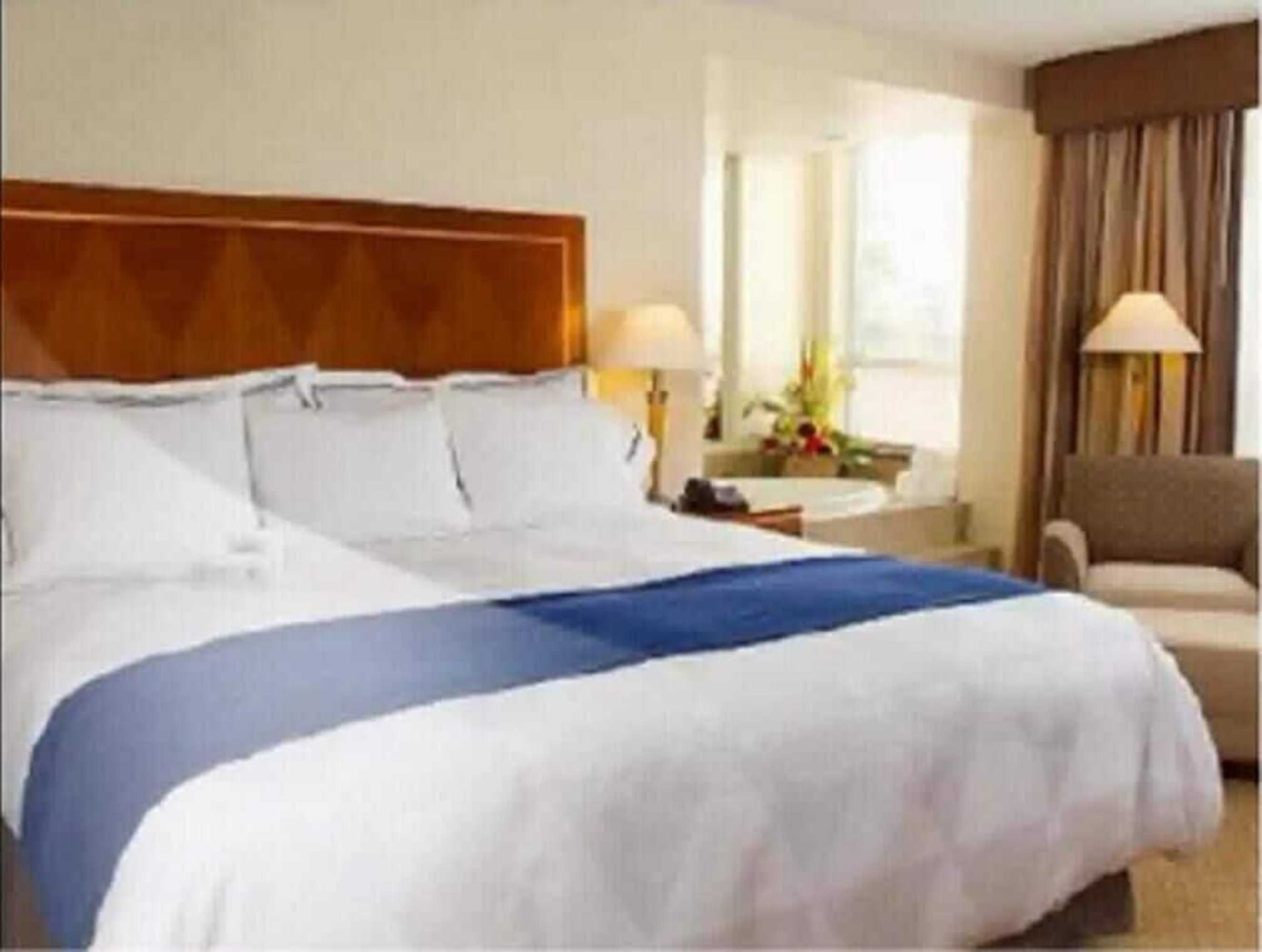 Gift card for Hotel Executive Suites Gift card for Hotel Executive Suites