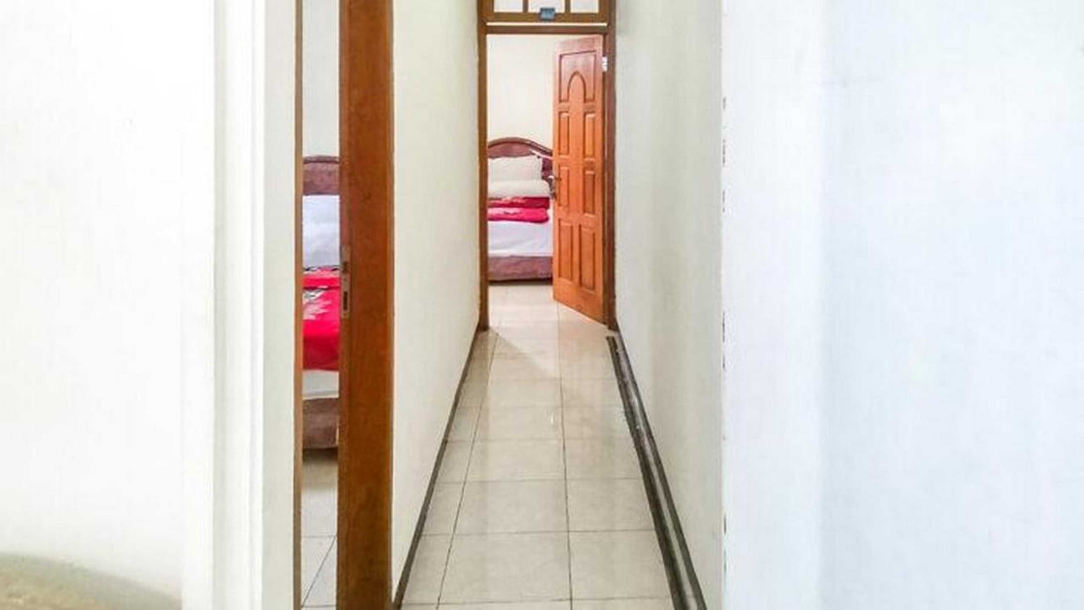Gift card for Villa Al Barokah Syariah Family Mitra Reddoorz Near Sarangan Lake Gift card for Villa Al Barokah Syariah Family Mitra Reddoorz Near Sarangan Lake
