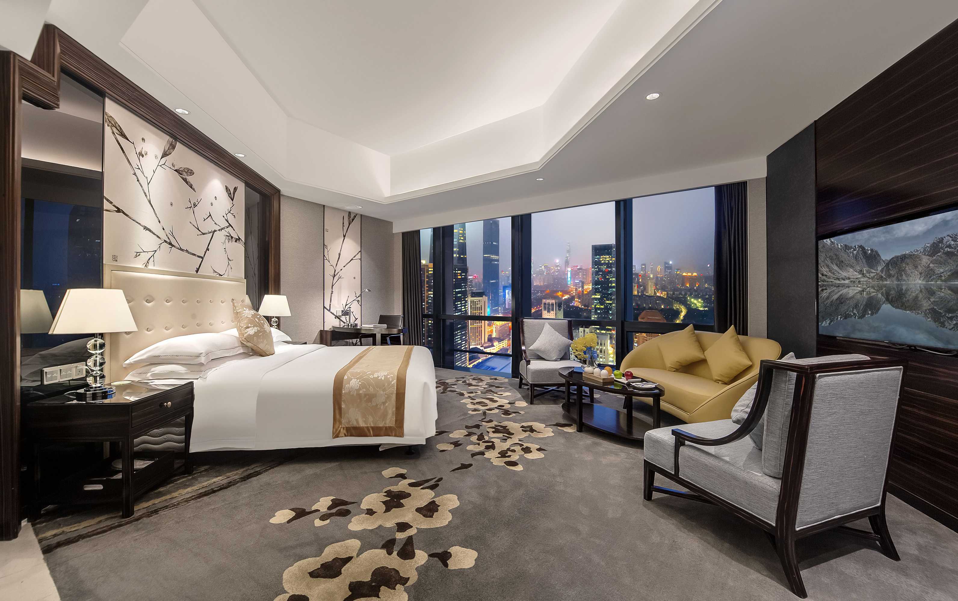 Gift card for Huaqiang Plaza Hotel Shenzhen, Enjoy Complimentary Mini Bar & Night Snack, Add Breakfast - Enjoy Complimentary Afternoon Tea Gift card for Huaqiang Plaza Hotel Shenzhen, Enjoy Complimentary Mini Bar & Night Snack, Add Breakfast - Enjoy Complimentary Afternoon Tea