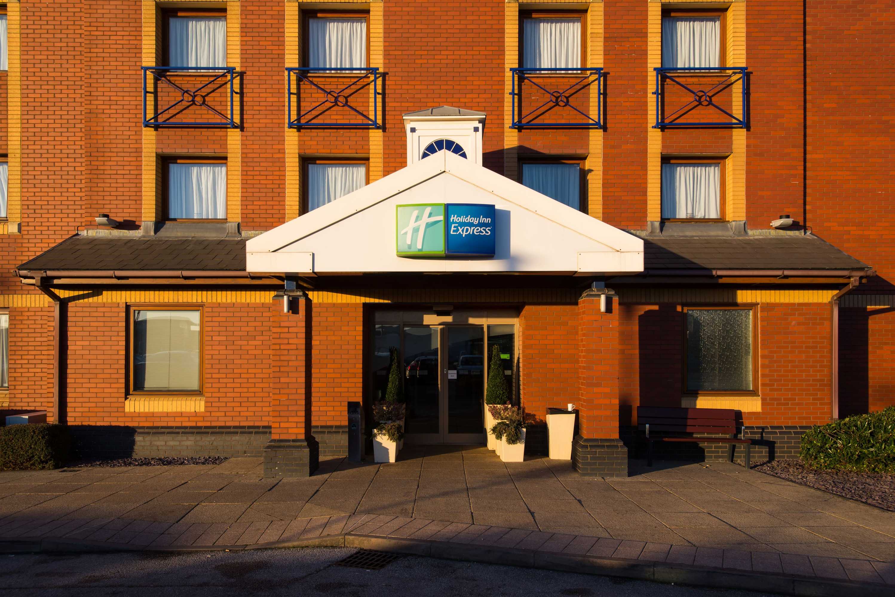 Gift card for Holiday Inn Express Stoke On Trent by Ihg Gift card for Holiday Inn Express Stoke On Trent by Ihg