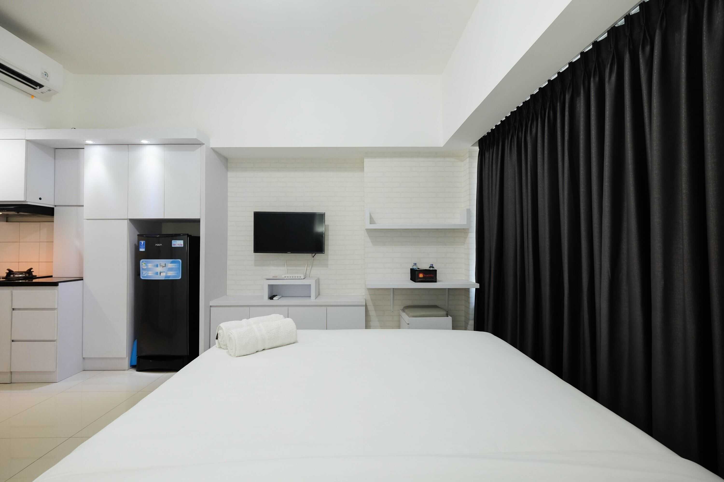 Gift card for The Springlake Summarecon by Travelio Gift card for The Springlake Summarecon by Travelio