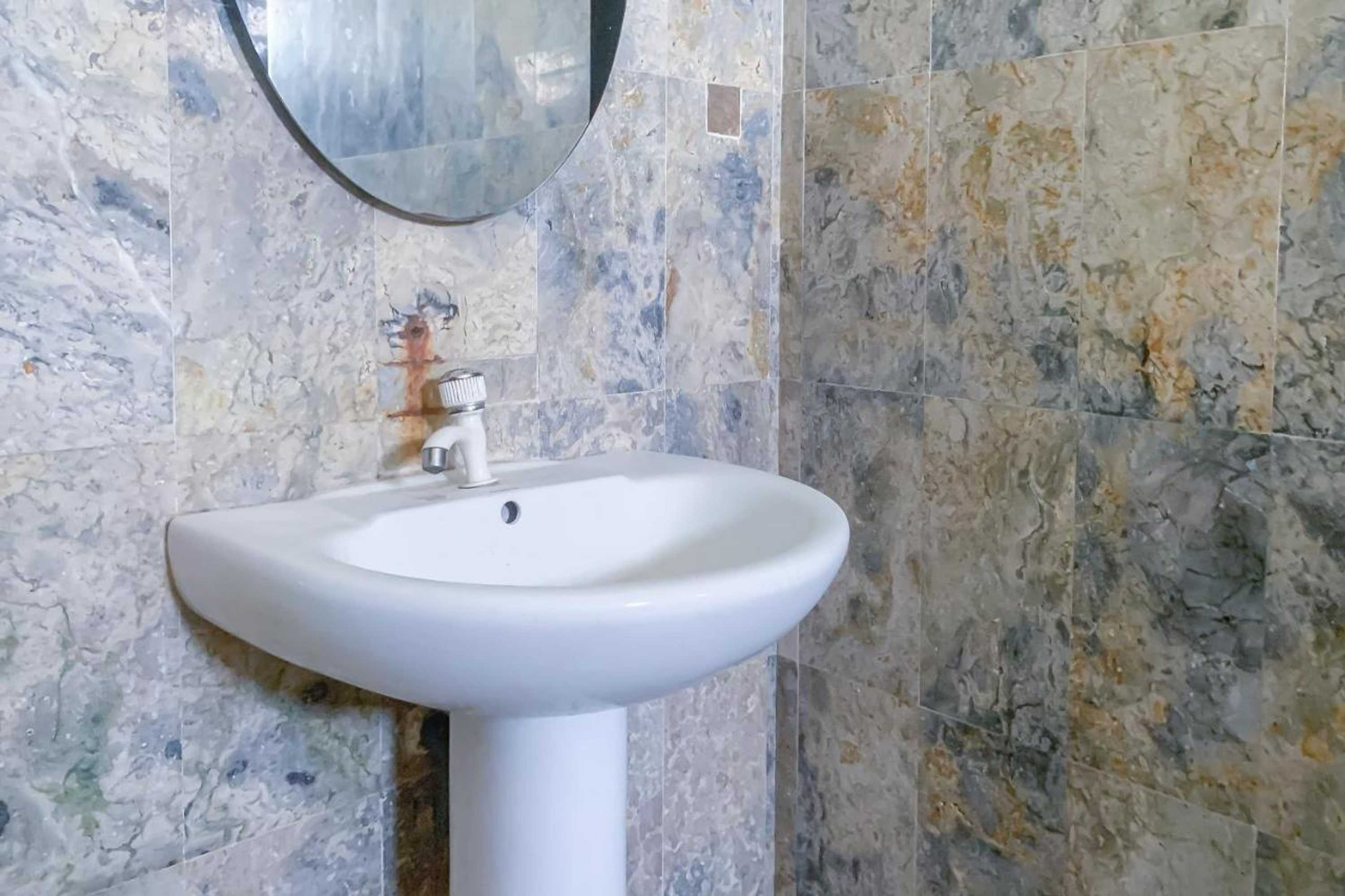 Gift card for Reddoorz Resort Hotel Anb Pameungpeuk Garut Gift card for Reddoorz Resort Hotel Anb Pameungpeuk Garut