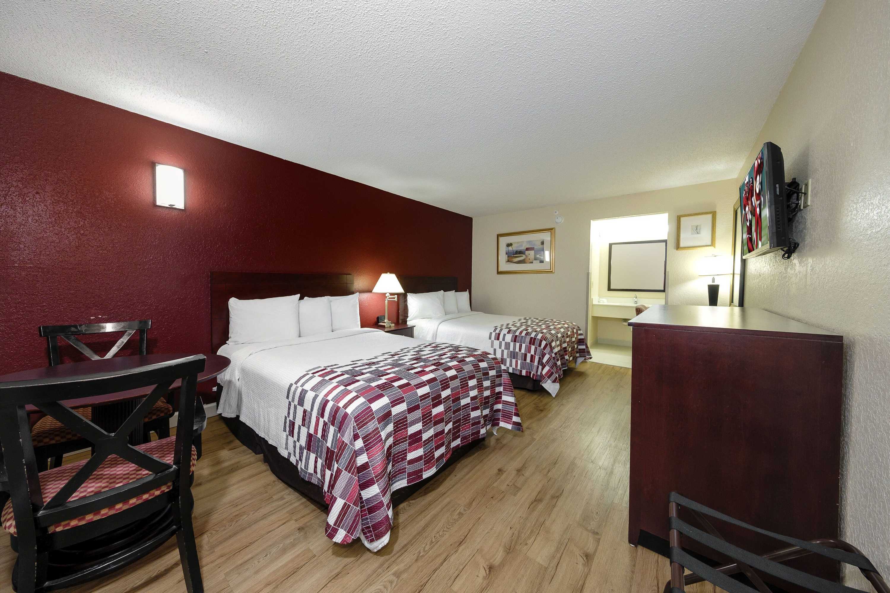 Gift card for Red Roof Inn Ellenton – Bradenton NE Gift card for Red Roof Inn Ellenton – Bradenton NE