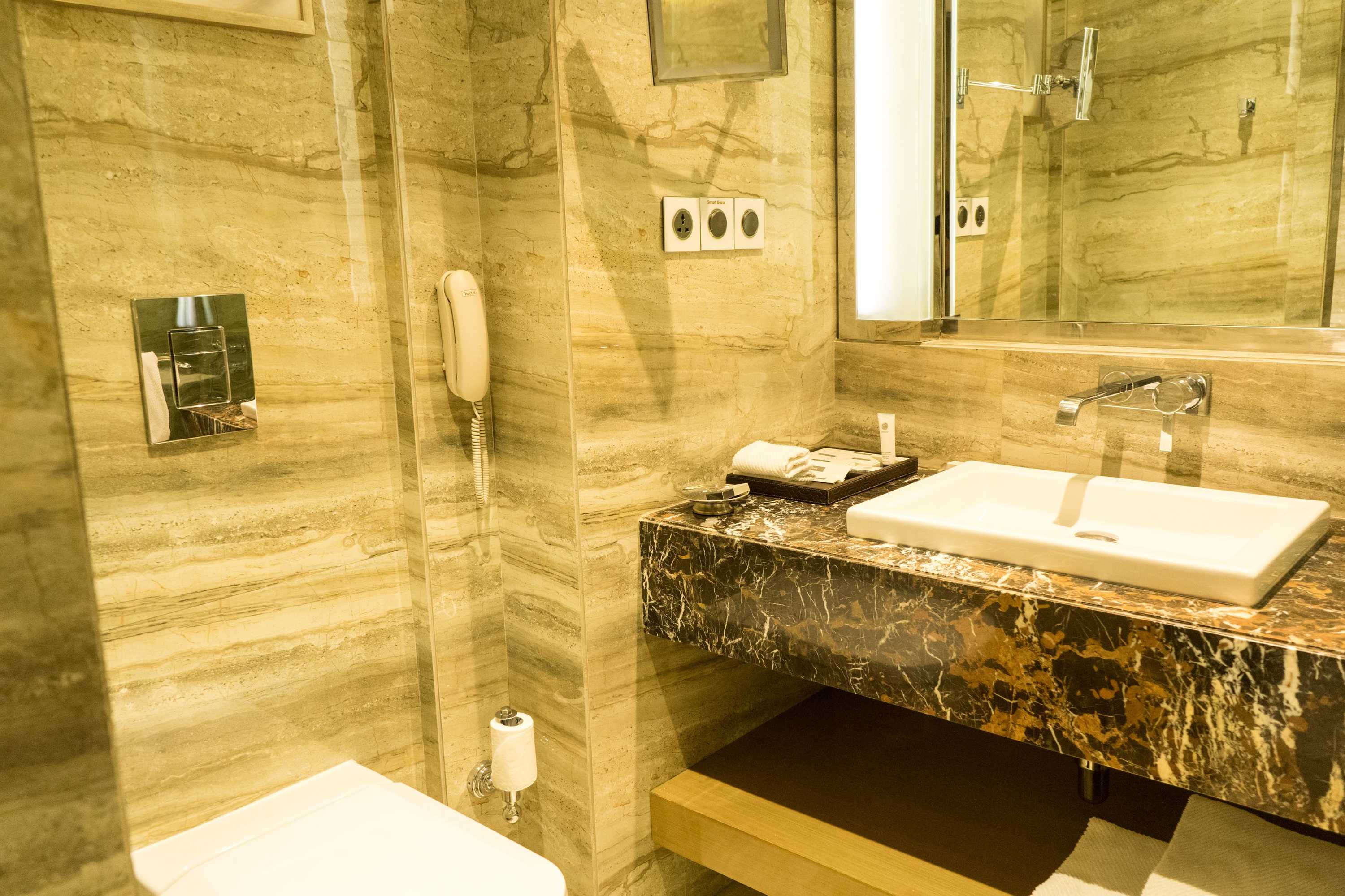 Gift card for Renaissance Lucknow Hotel, Gomti Nagar