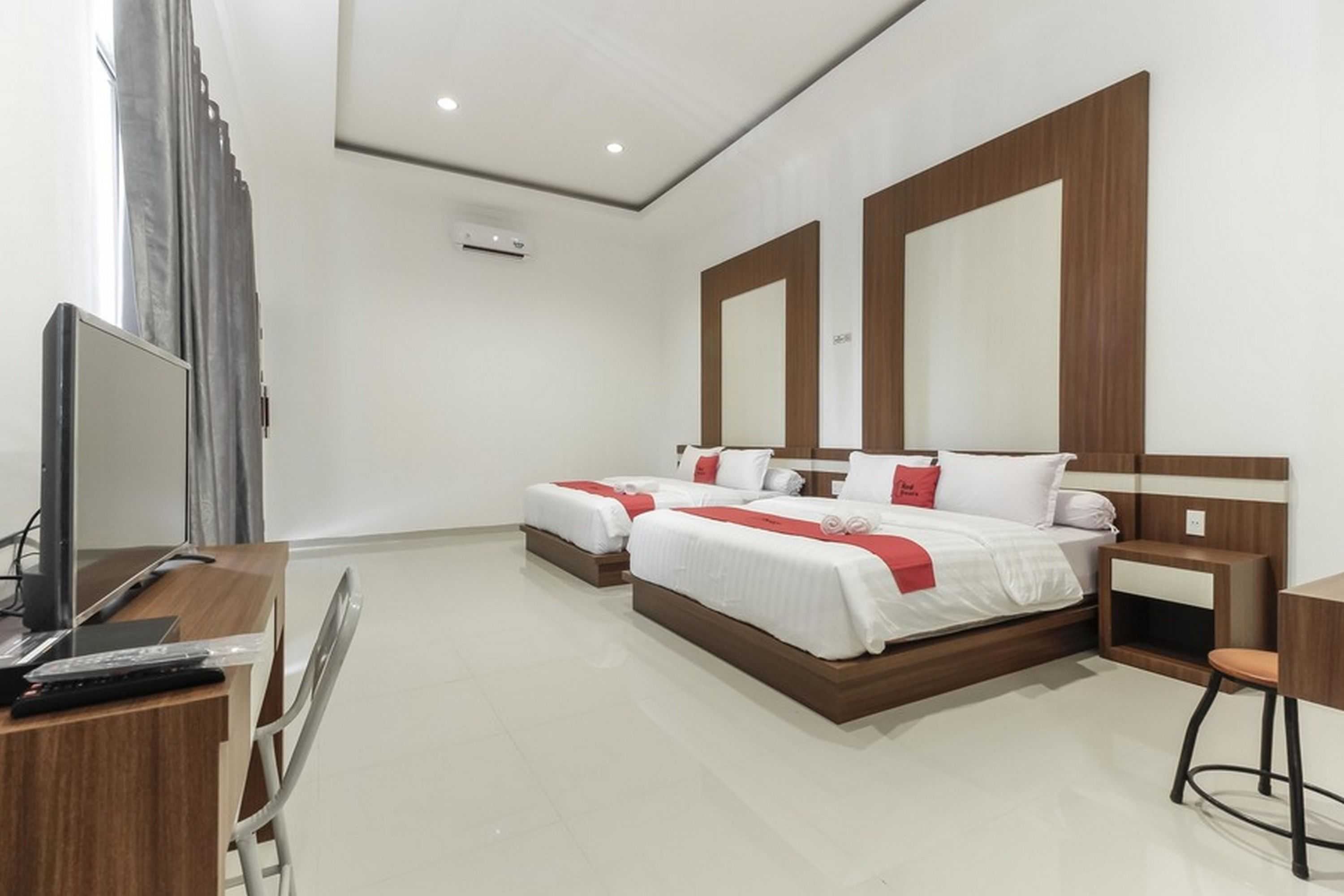 Gift card for Reddoorz Premium @ Setiabudi Medan Gift card for Reddoorz Premium @ Setiabudi Medan