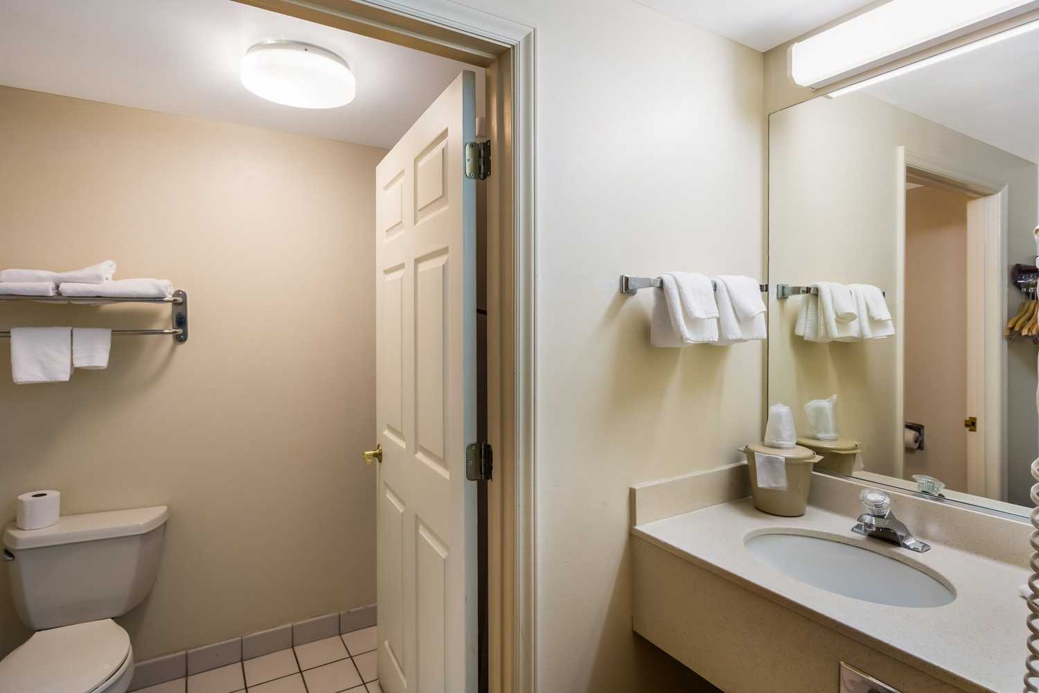 Gift card for Red Roof Inn Hendersonville