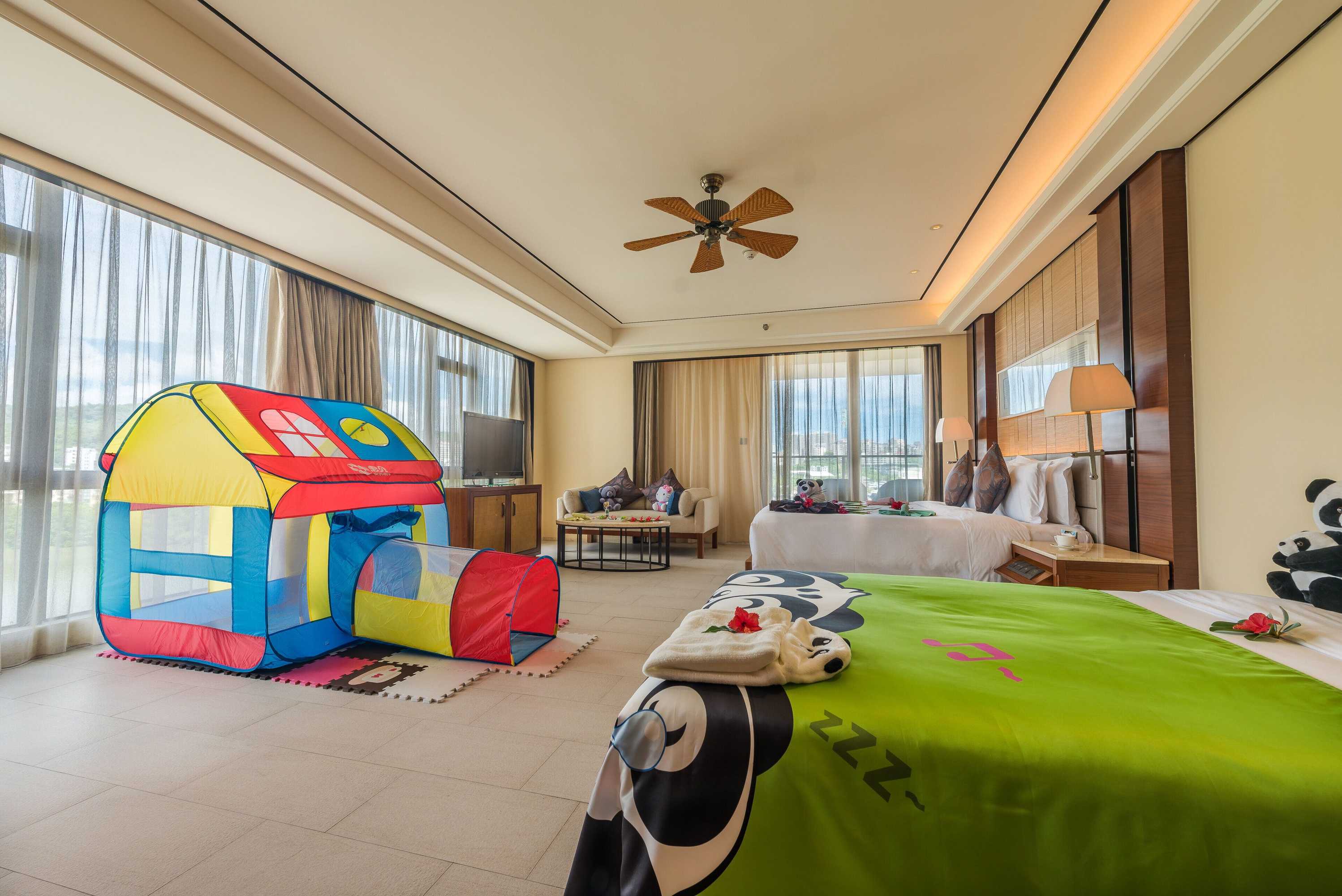 Gift card for Crowne Plaza Sanya City Center by Ihg Gift card for Crowne Plaza Sanya City Center by Ihg