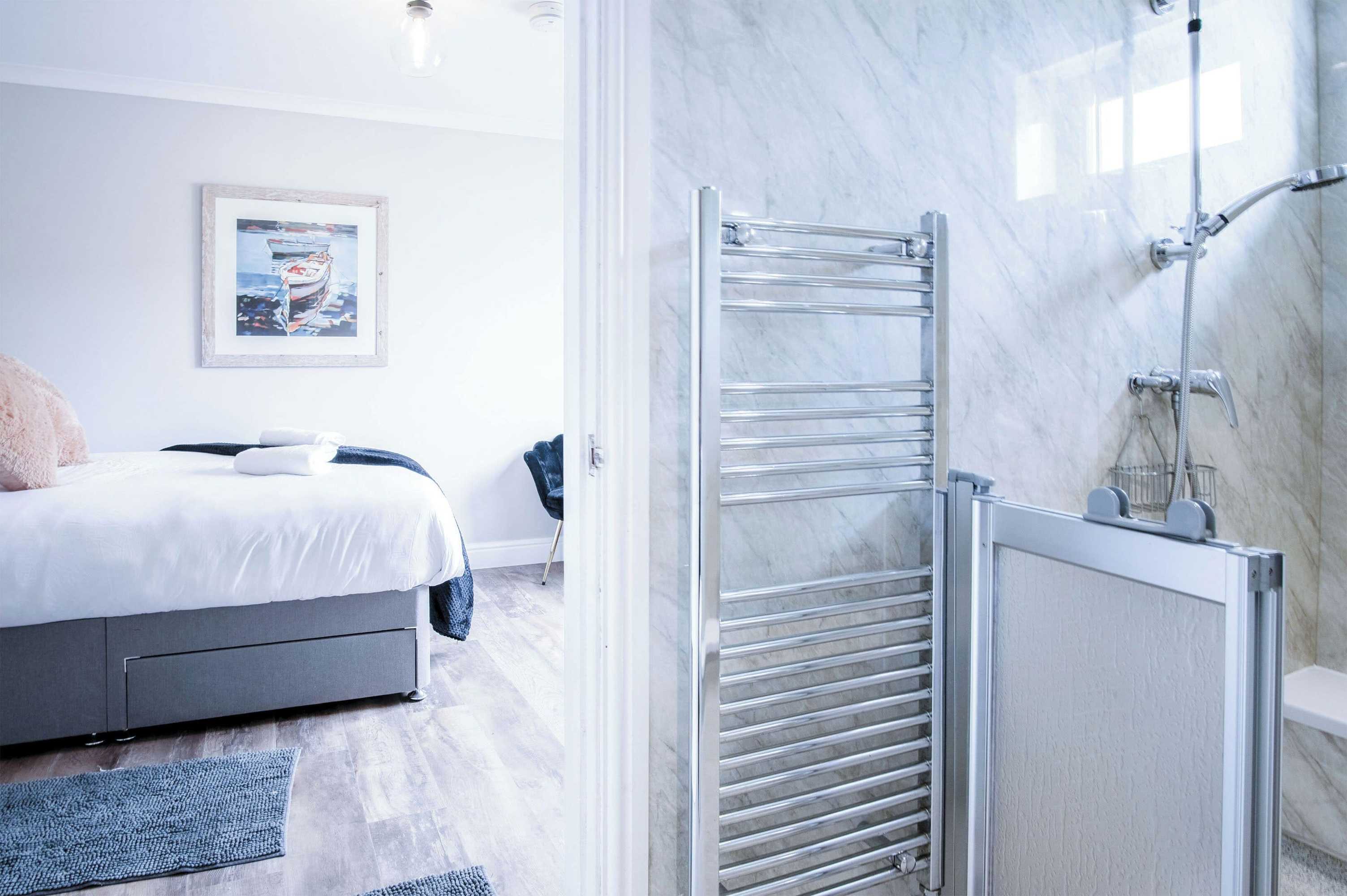 Gift card for Highfield - 5 Bedroom Holiday Home - Pembroke Dock