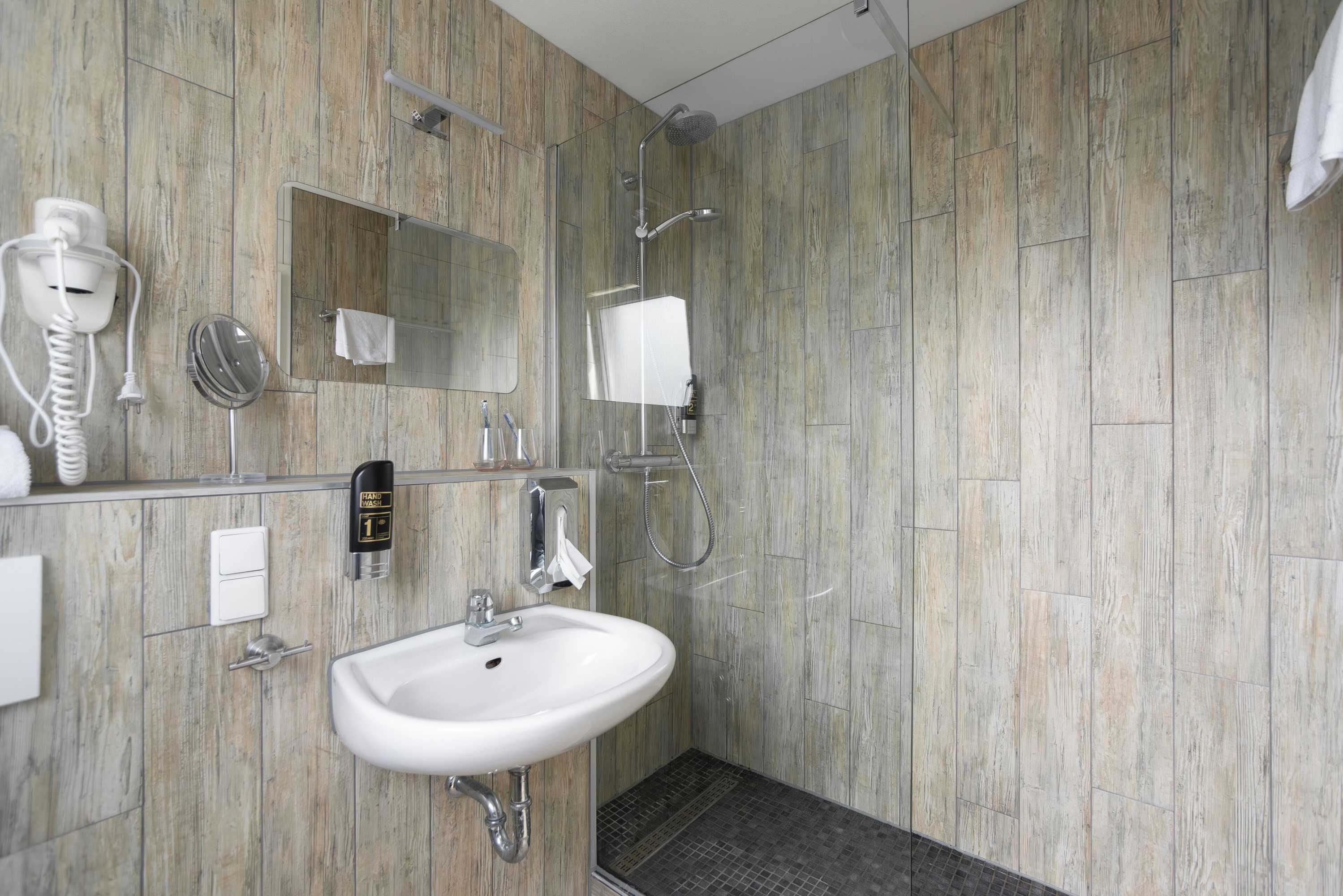 Gift card for Deluxe Hotel & Cafe