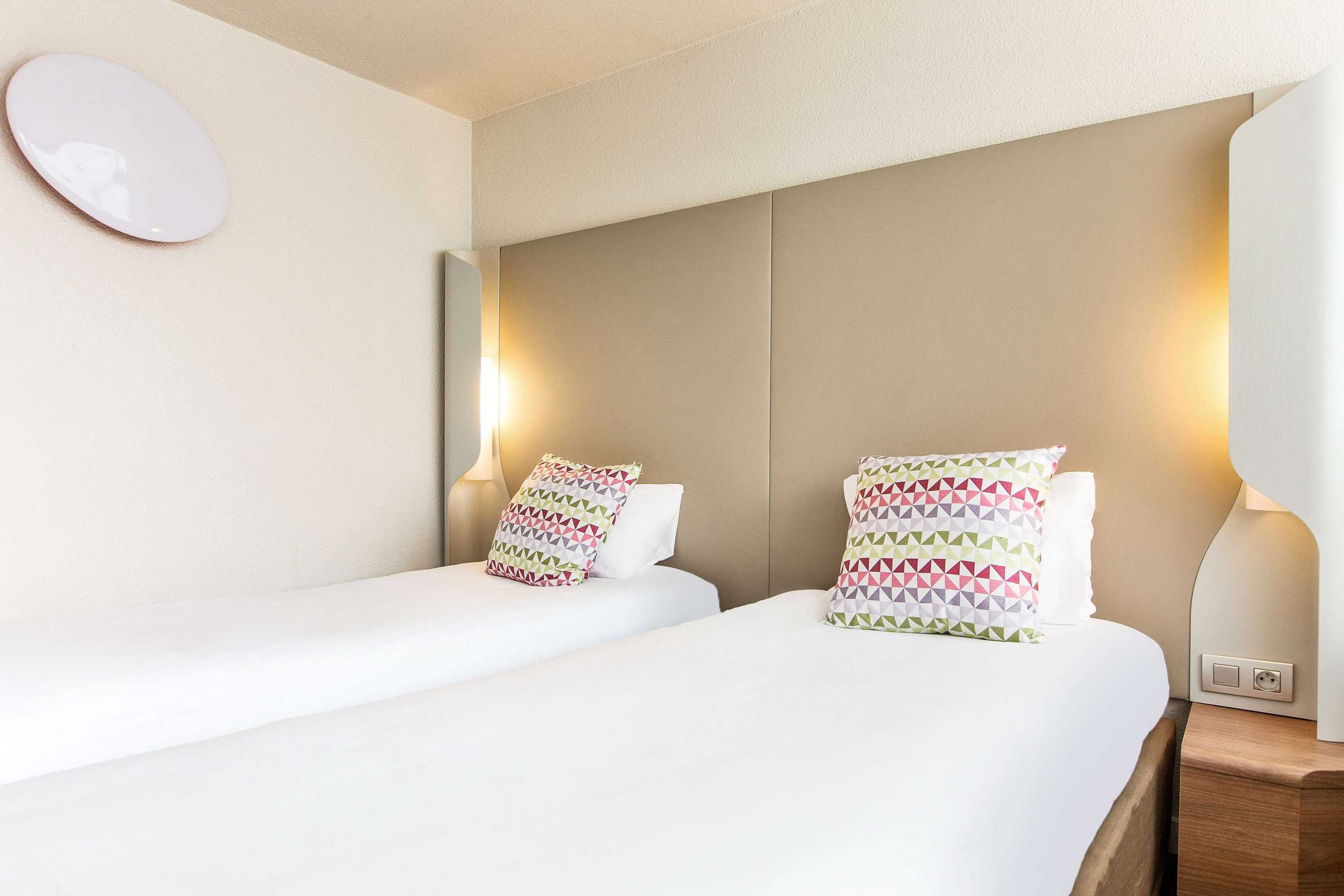 Gift card for Hotel Campanile Grenoble Sud - Seyssins Gift card for Hotel Campanile Grenoble Sud - Seyssins