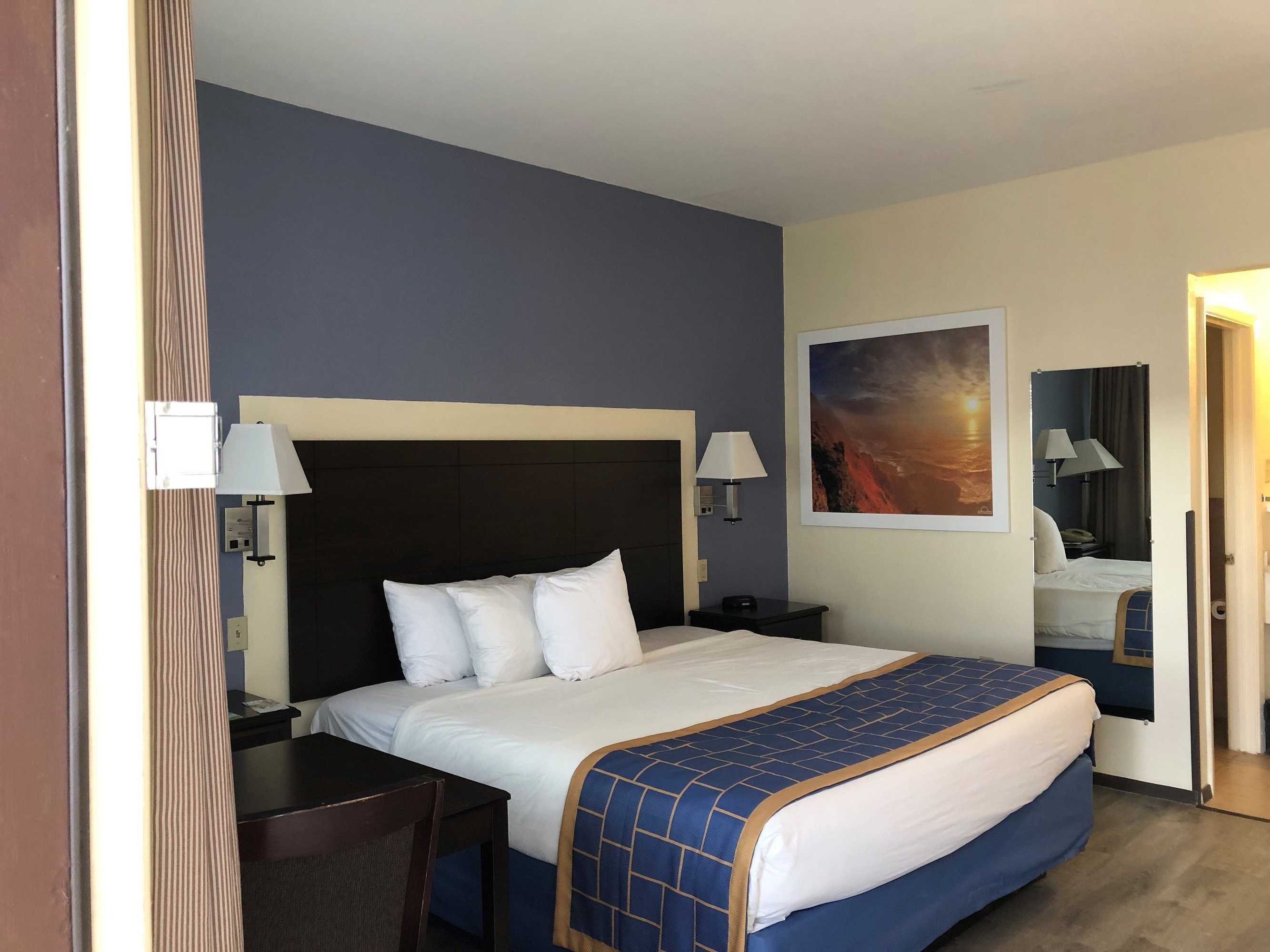 Gift card for Days Inn by Wyndham Grants Gift card for Days Inn by Wyndham Grants