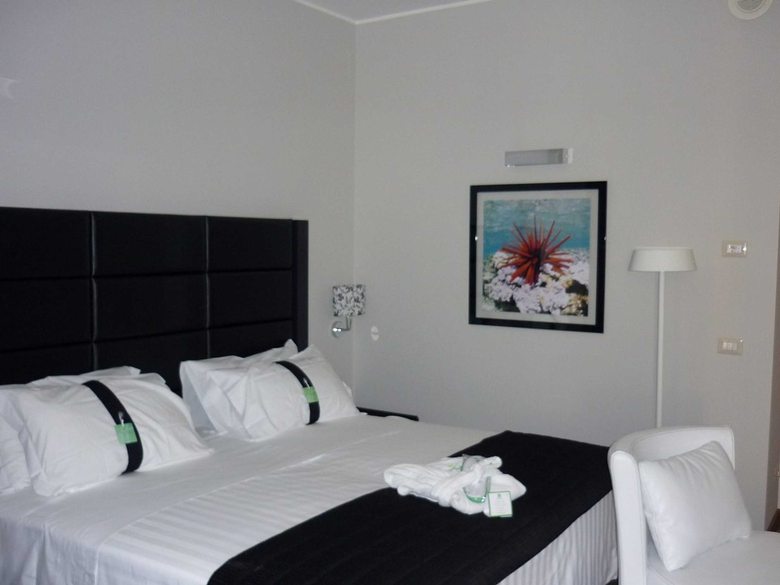 Gift card for Holiday Inn Genoa City by Ihg Gift card for Holiday Inn Genoa City by Ihg