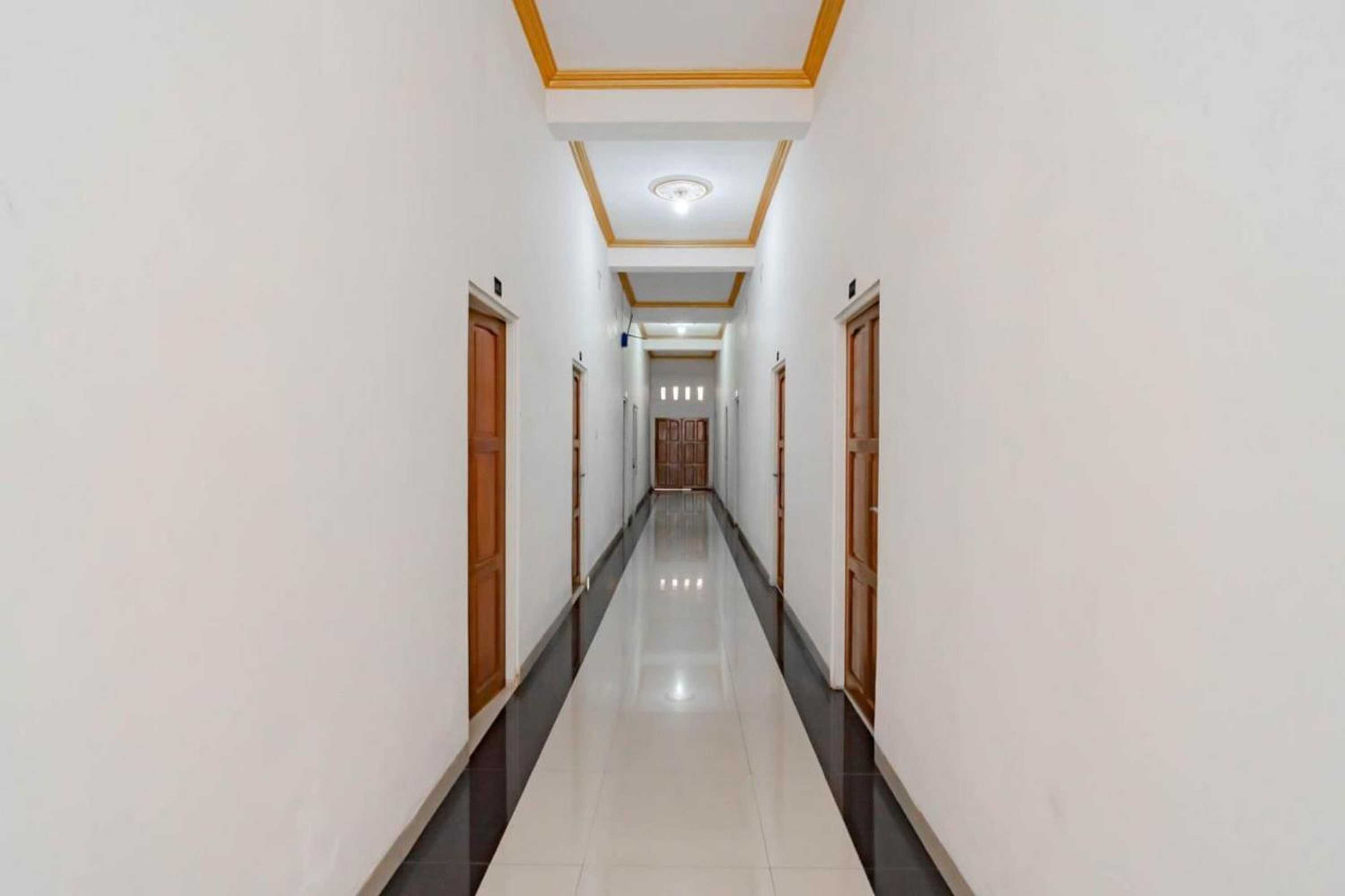 Gift card for Urbanview Hotel Bundaran Besar Palangkaraya by Reddoorz Gift card for Urbanview Hotel Bundaran Besar Palangkaraya by Reddoorz