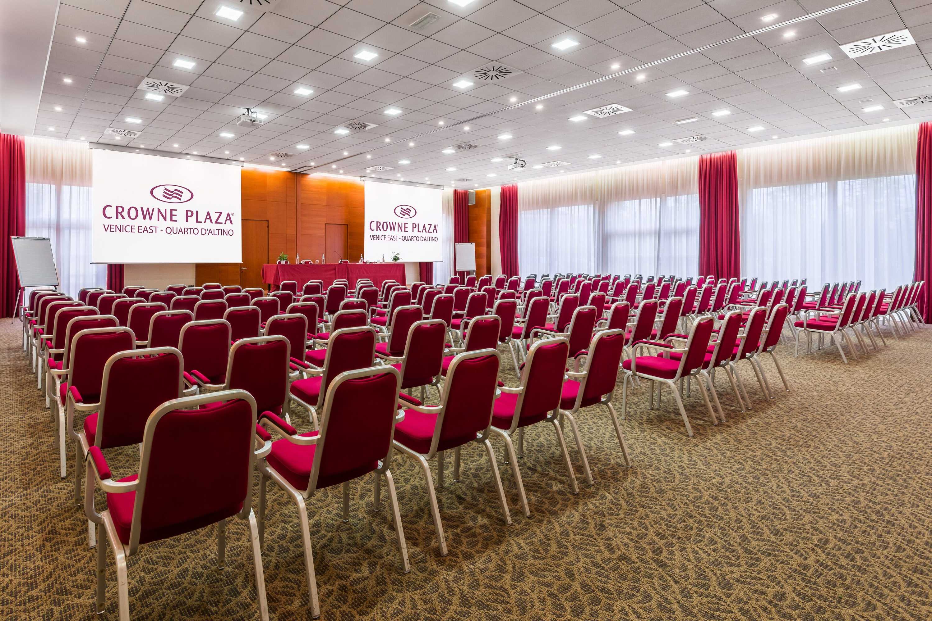 Gift card for Crowne Plaza Venice East by Ihg Gift card for Crowne Plaza Venice East by Ihg