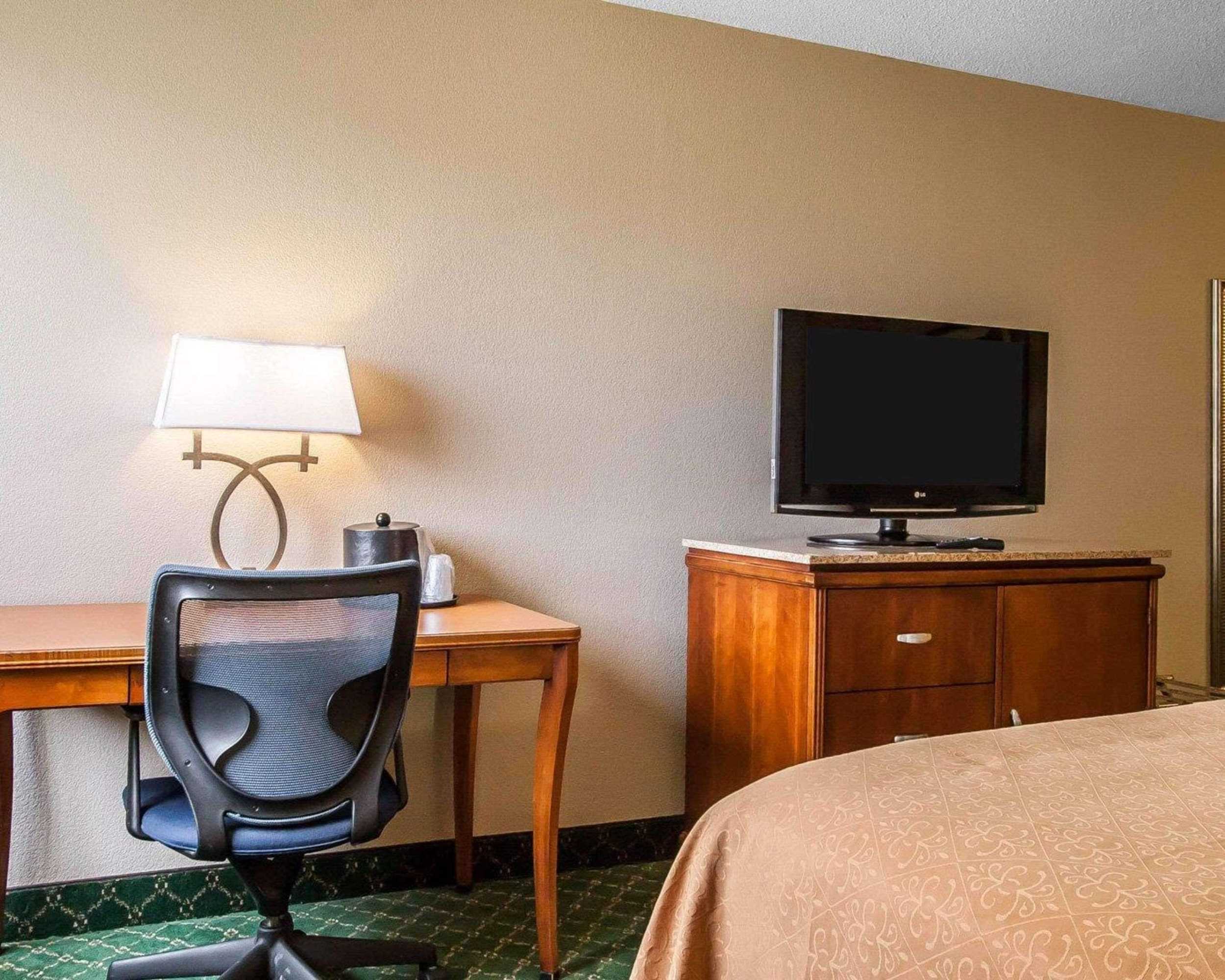 Gift card for Quality Inn Cairo I-57 Gift card for Quality Inn Cairo I-57