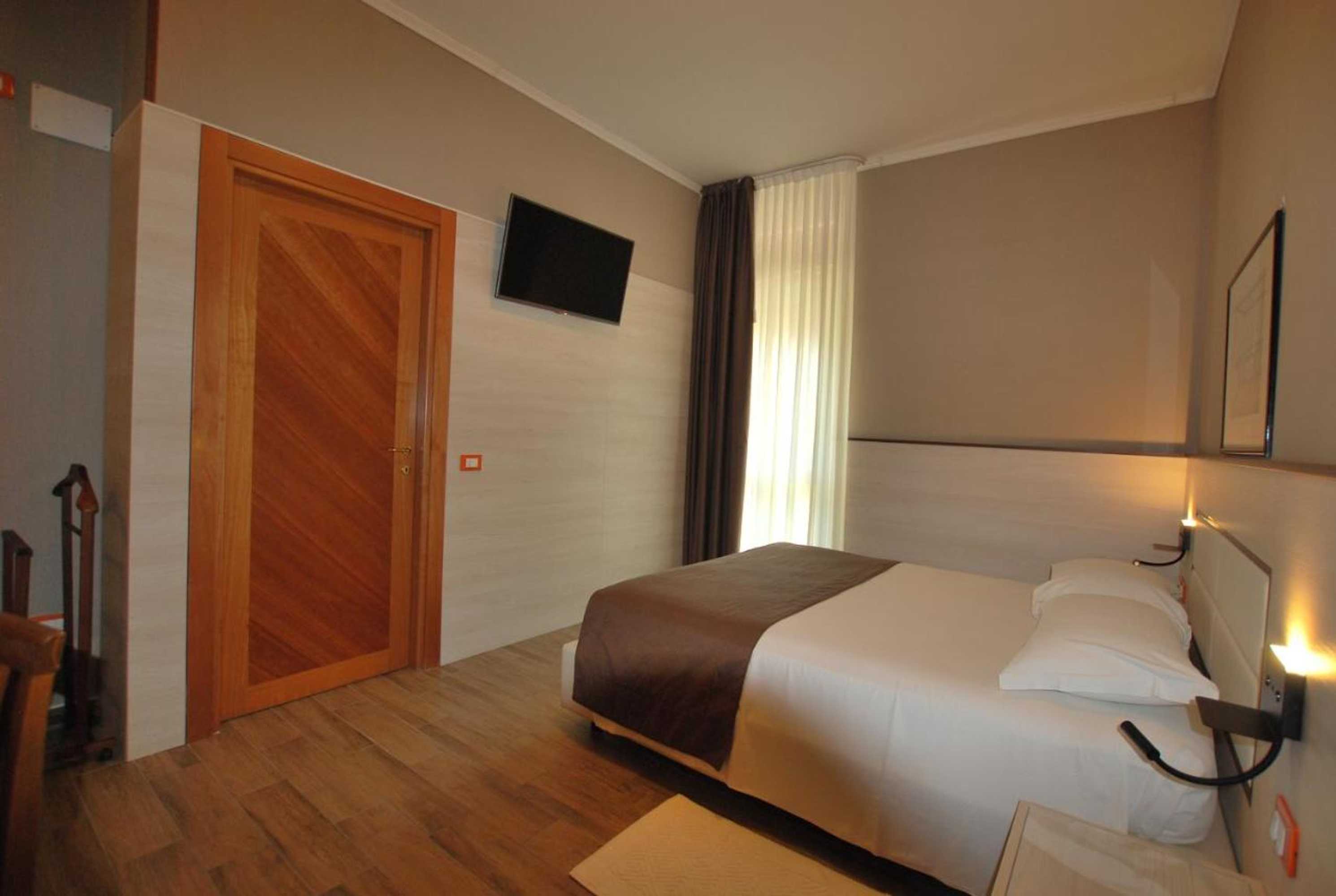 Gift card for Hotel Lenotel