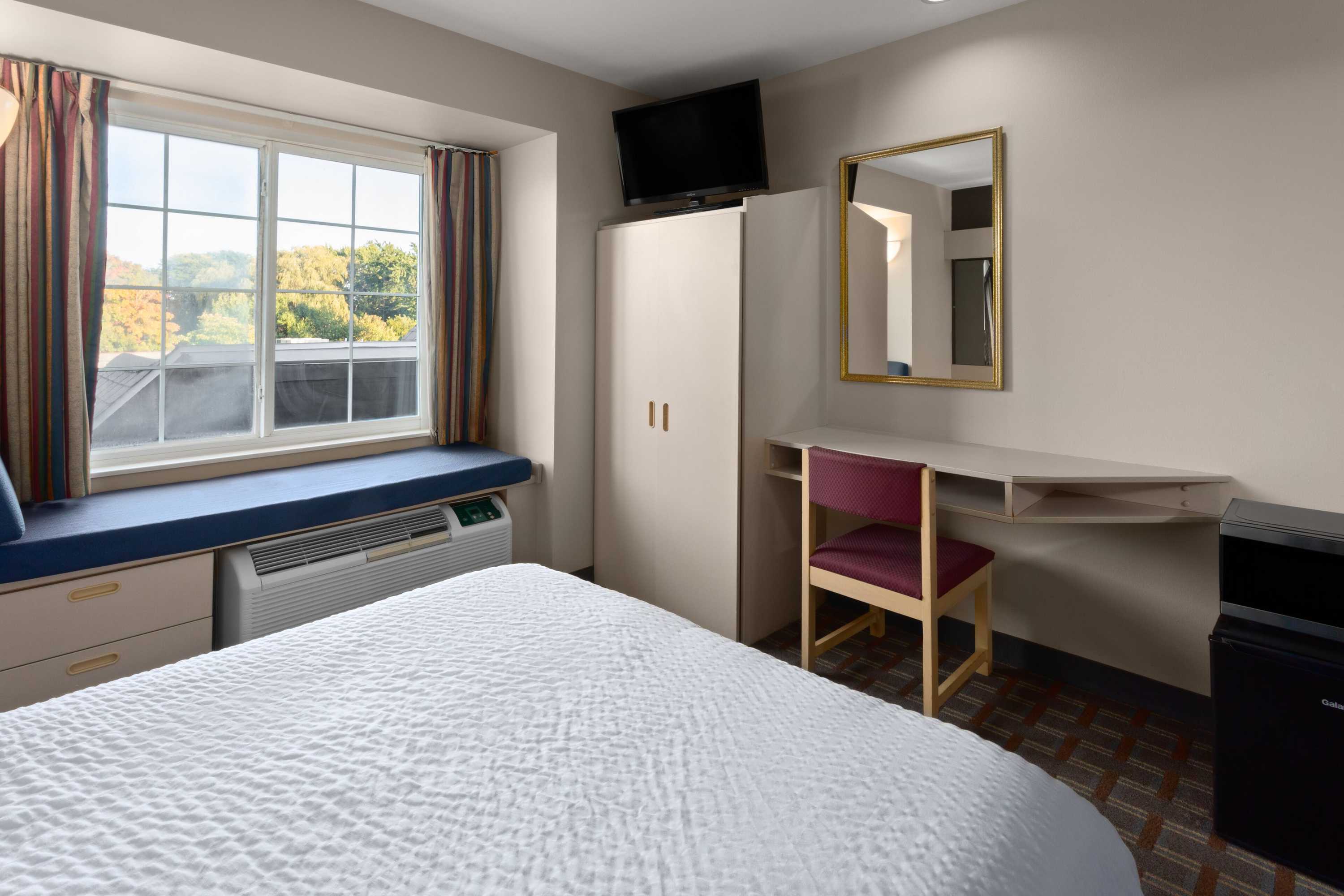Gift card for Americas Best Value Inn & Suites Racine Gift card for Americas Best Value Inn & Suites Racine