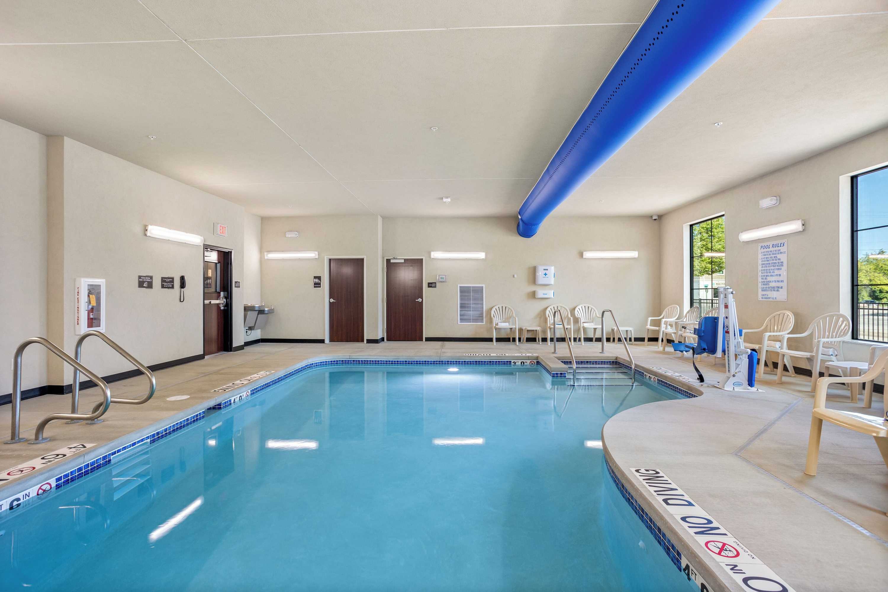 Gift card for Cobblestone Hotel & Suites - De Pere Green Bay