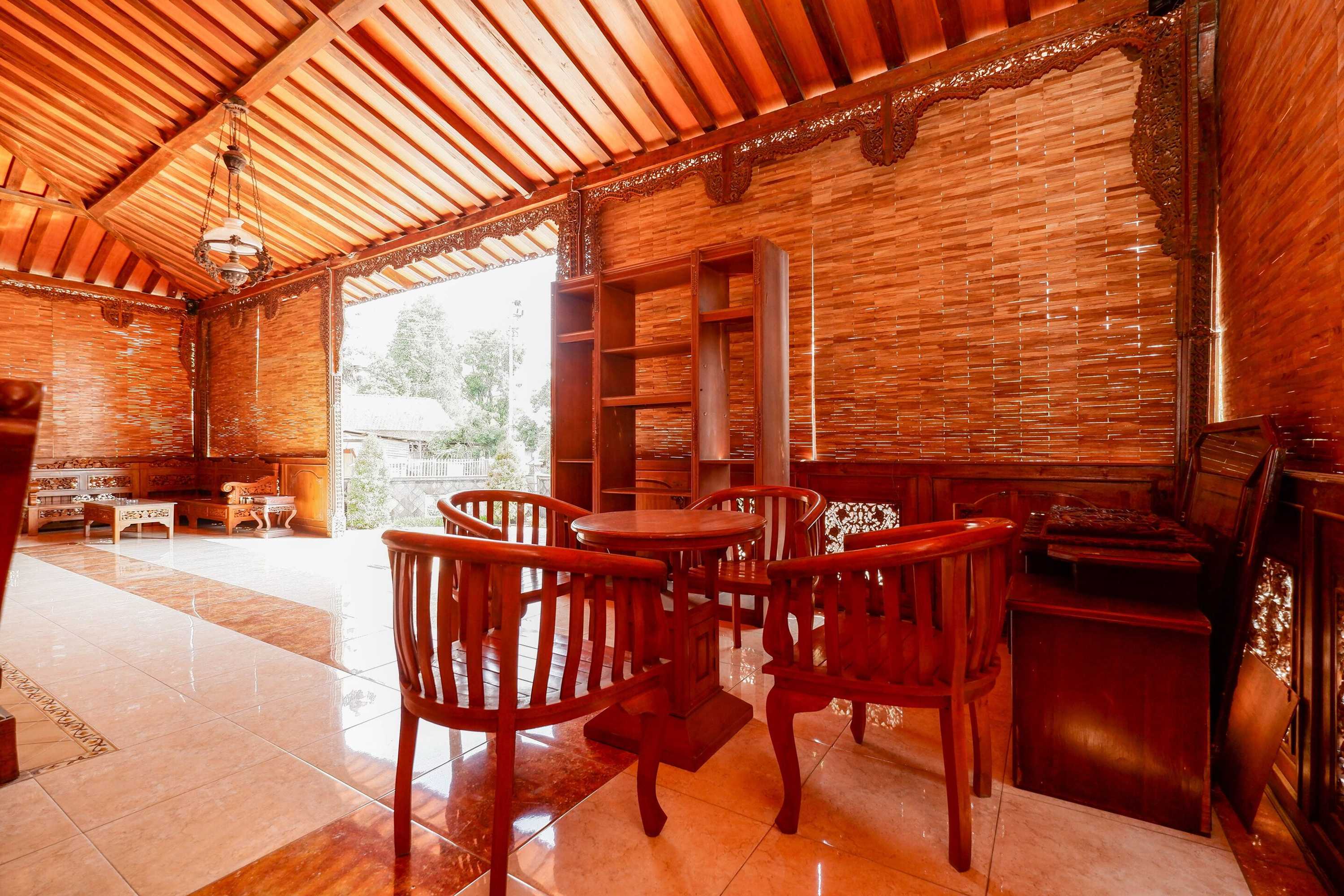 Gift card for Oyo 2327 Pagsis Village