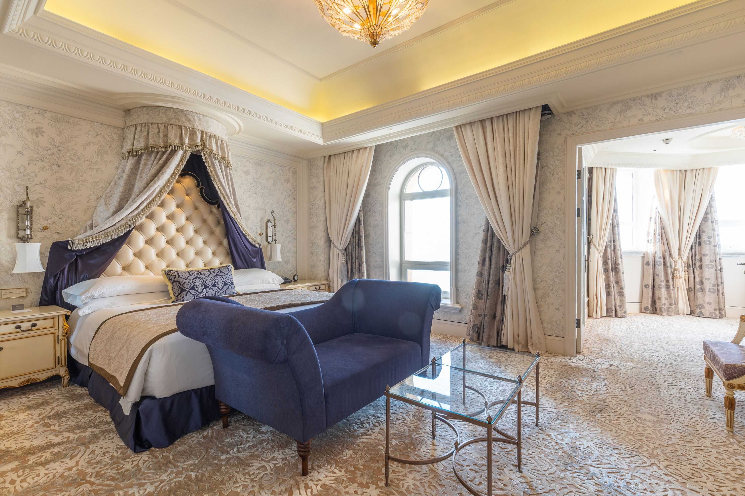 Gift card for The Castle Hotel, a Luxury Collection Hotel, Dalian Gift card for The Castle Hotel, a Luxury Collection Hotel, Dalian