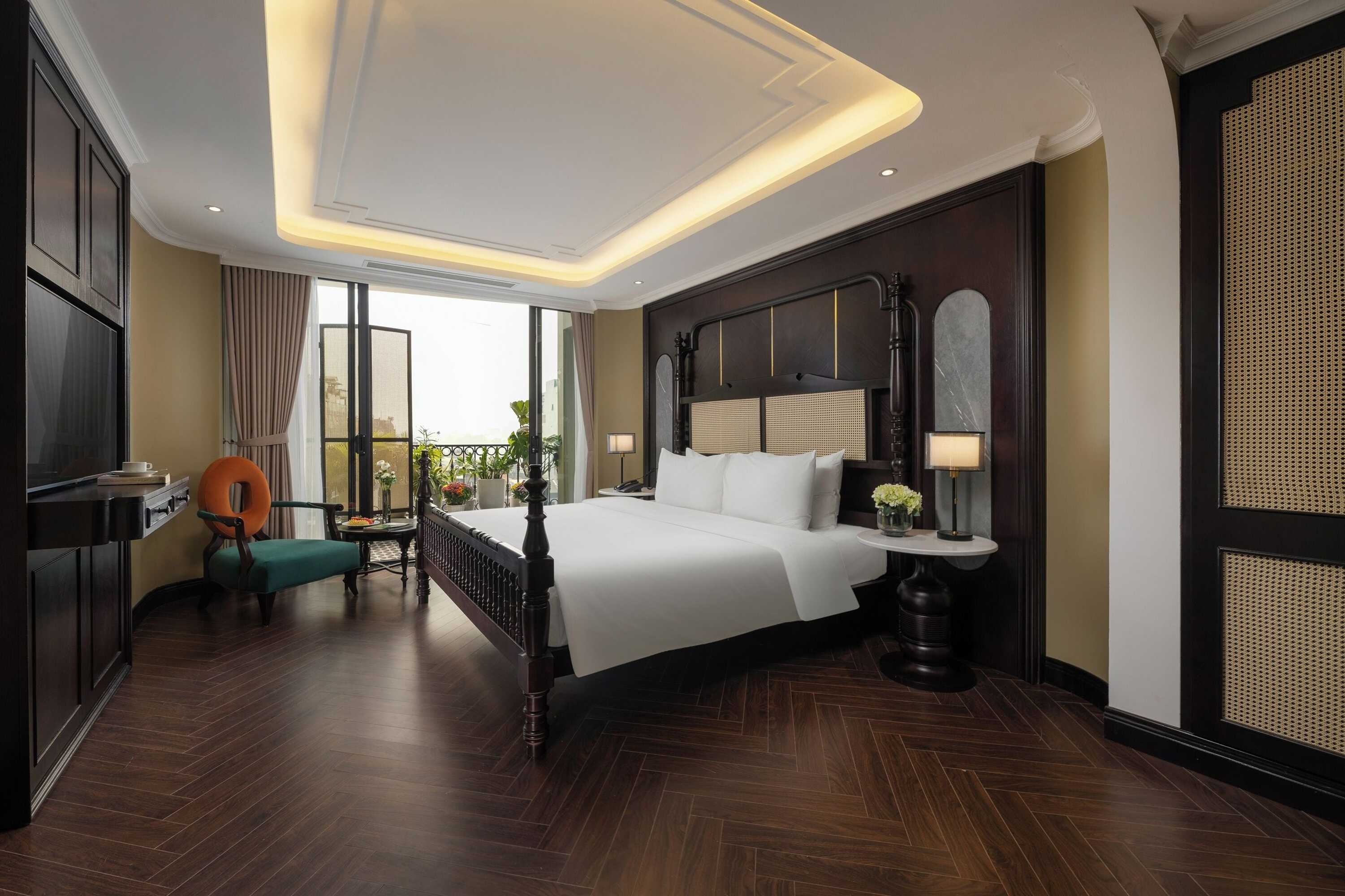 Gift card for May De Ville Crown Hotel & Spa Gift card for May De Ville Crown Hotel & Spa