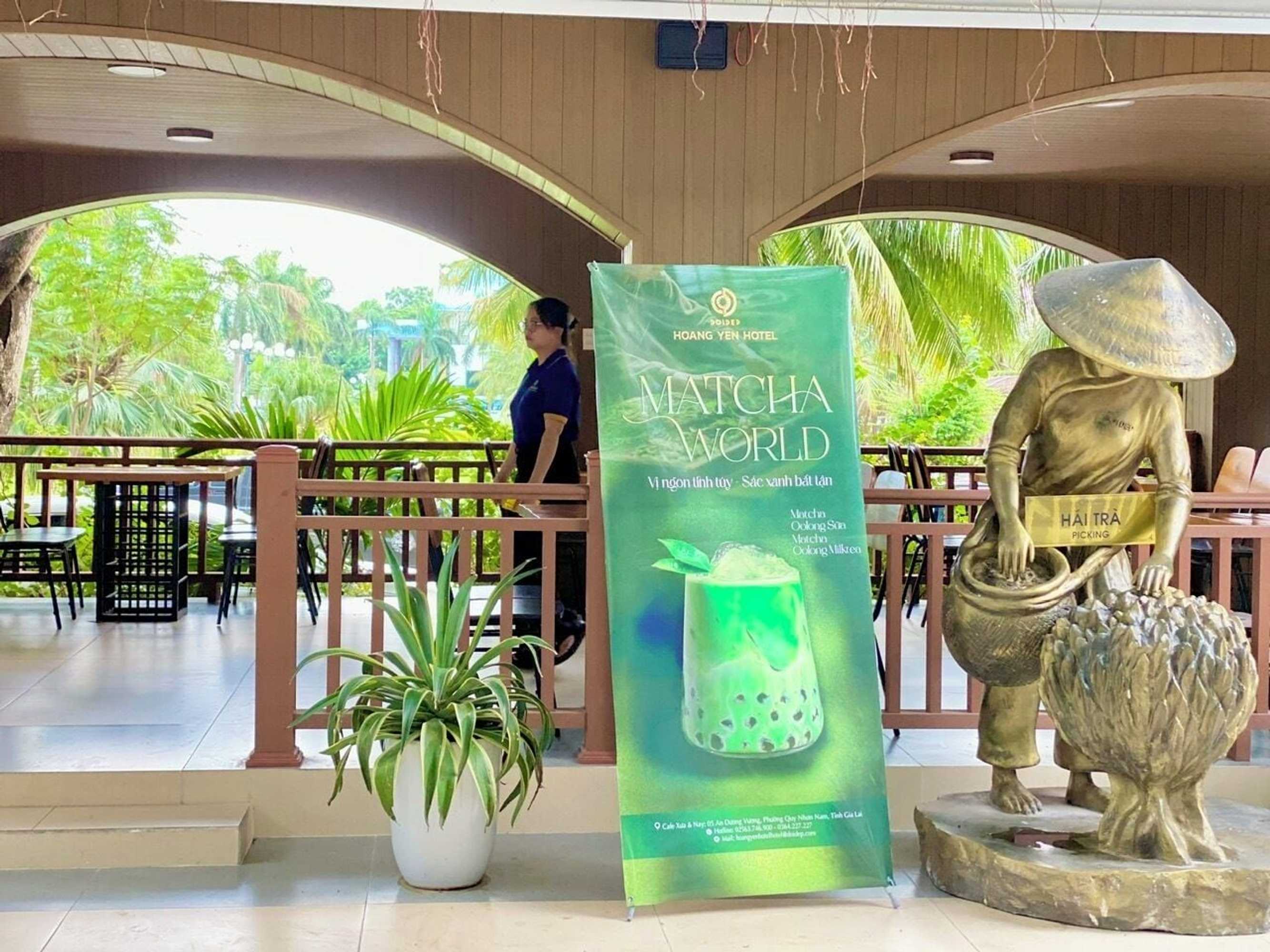 Gift card for Sandals Hoàng Yến Hotel Gift card for Sandals Hoàng Yến Hotel