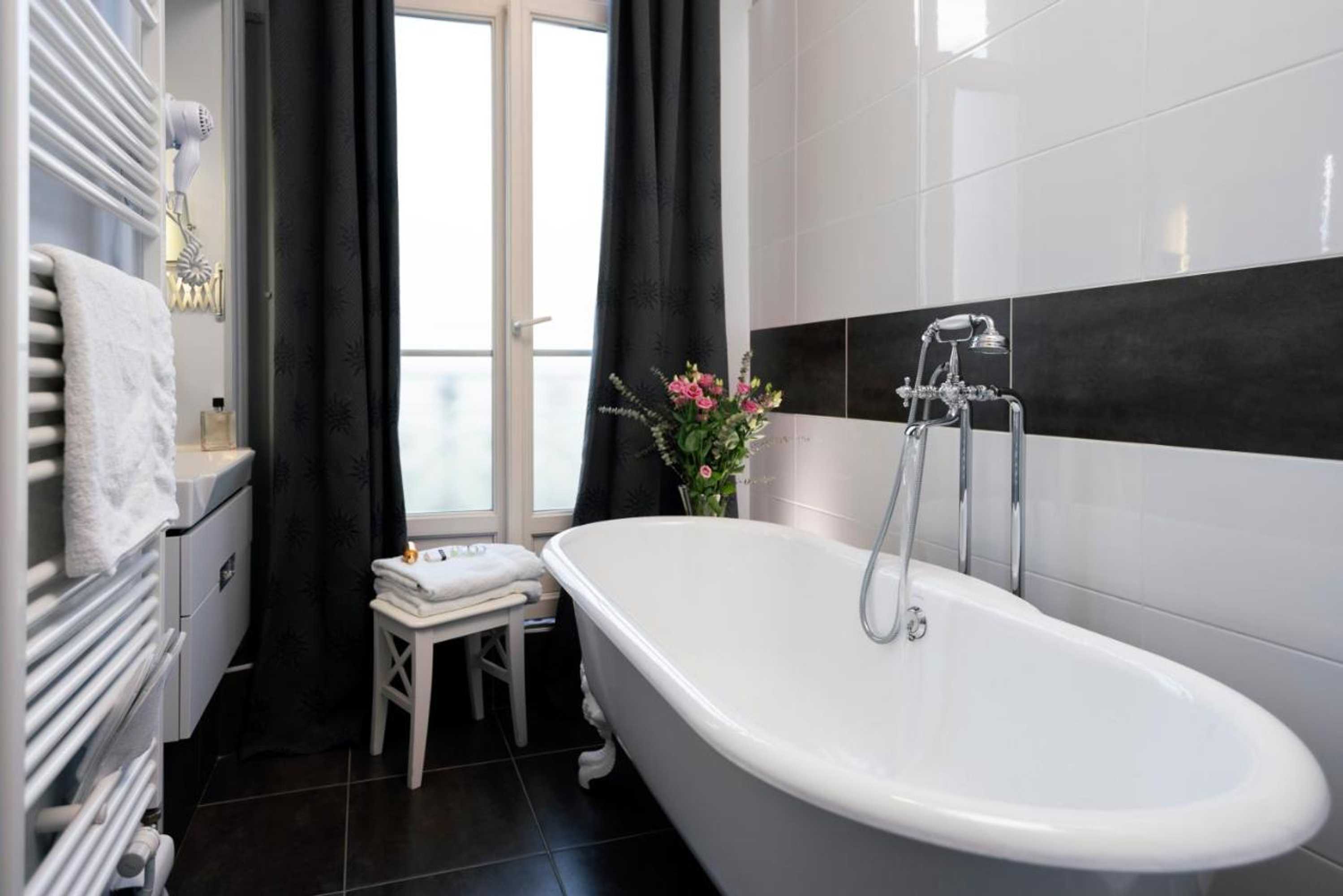 Gift card for La Demeure Des Sacres - Cathédrale Gift card for La Demeure Des Sacres - Cathédrale