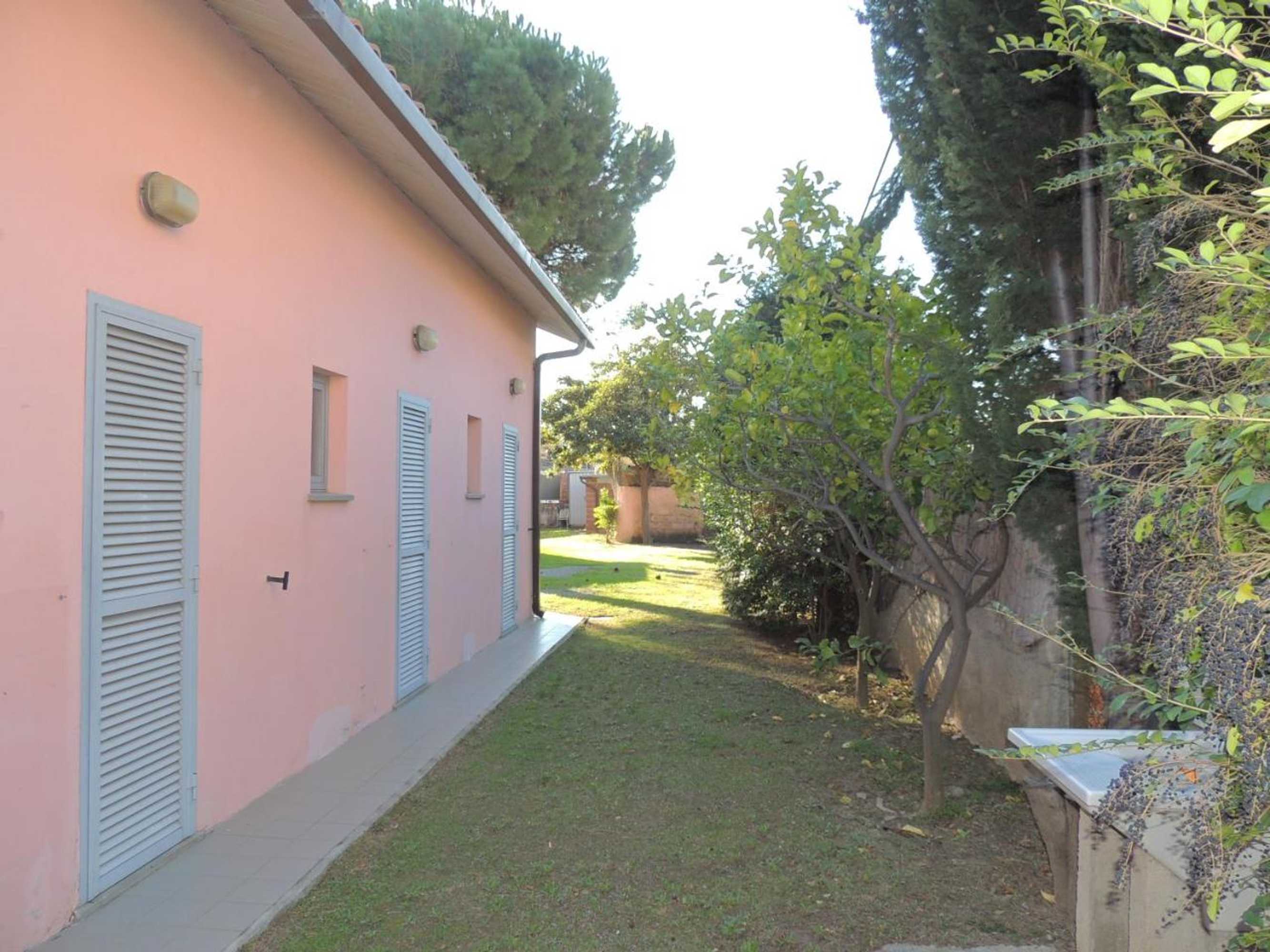 Gift card for Appartamenti Villaggio Internazionale