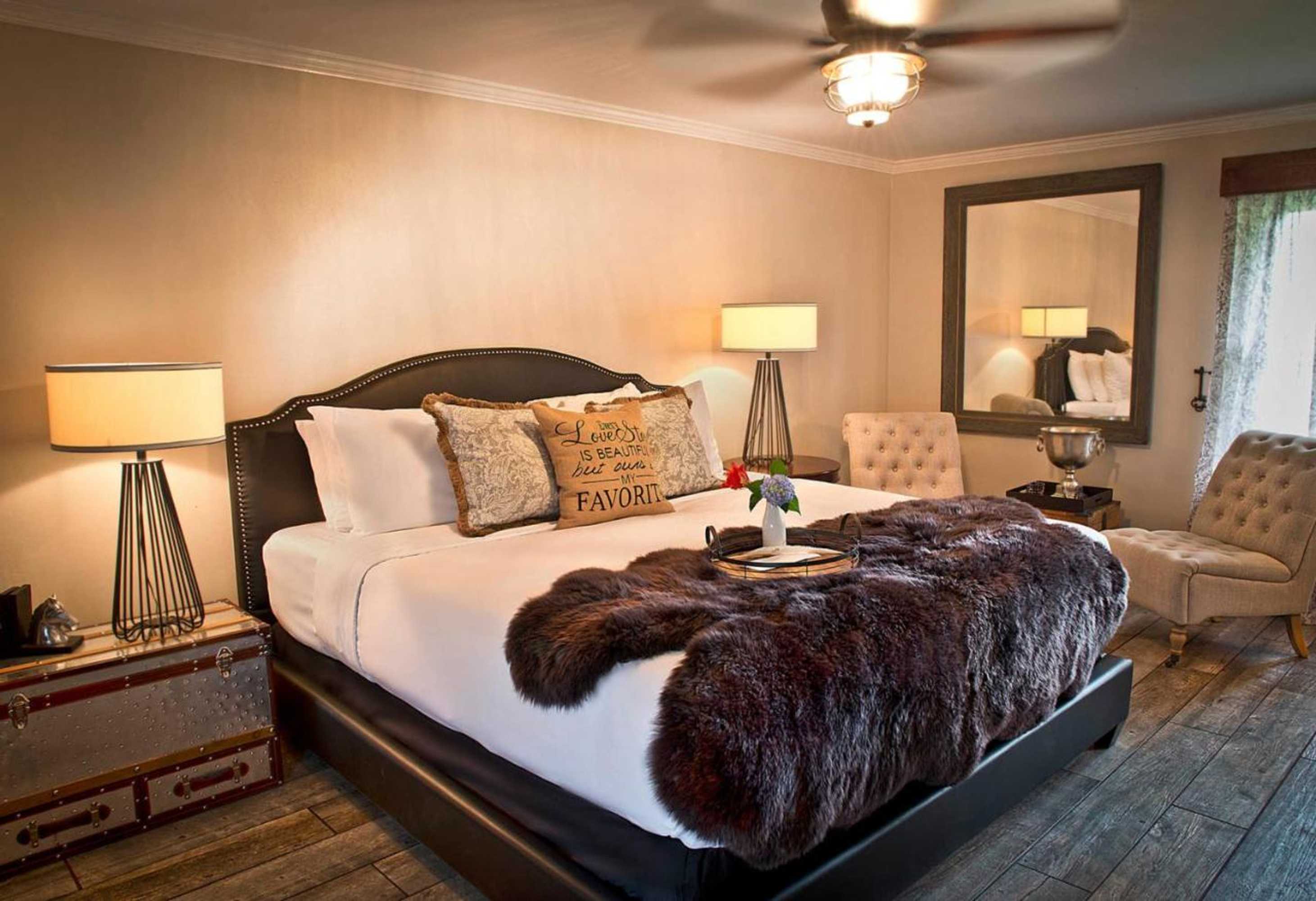 Gift card for Maxwell Mansion Hotel Gift card for Maxwell Mansion Hotel