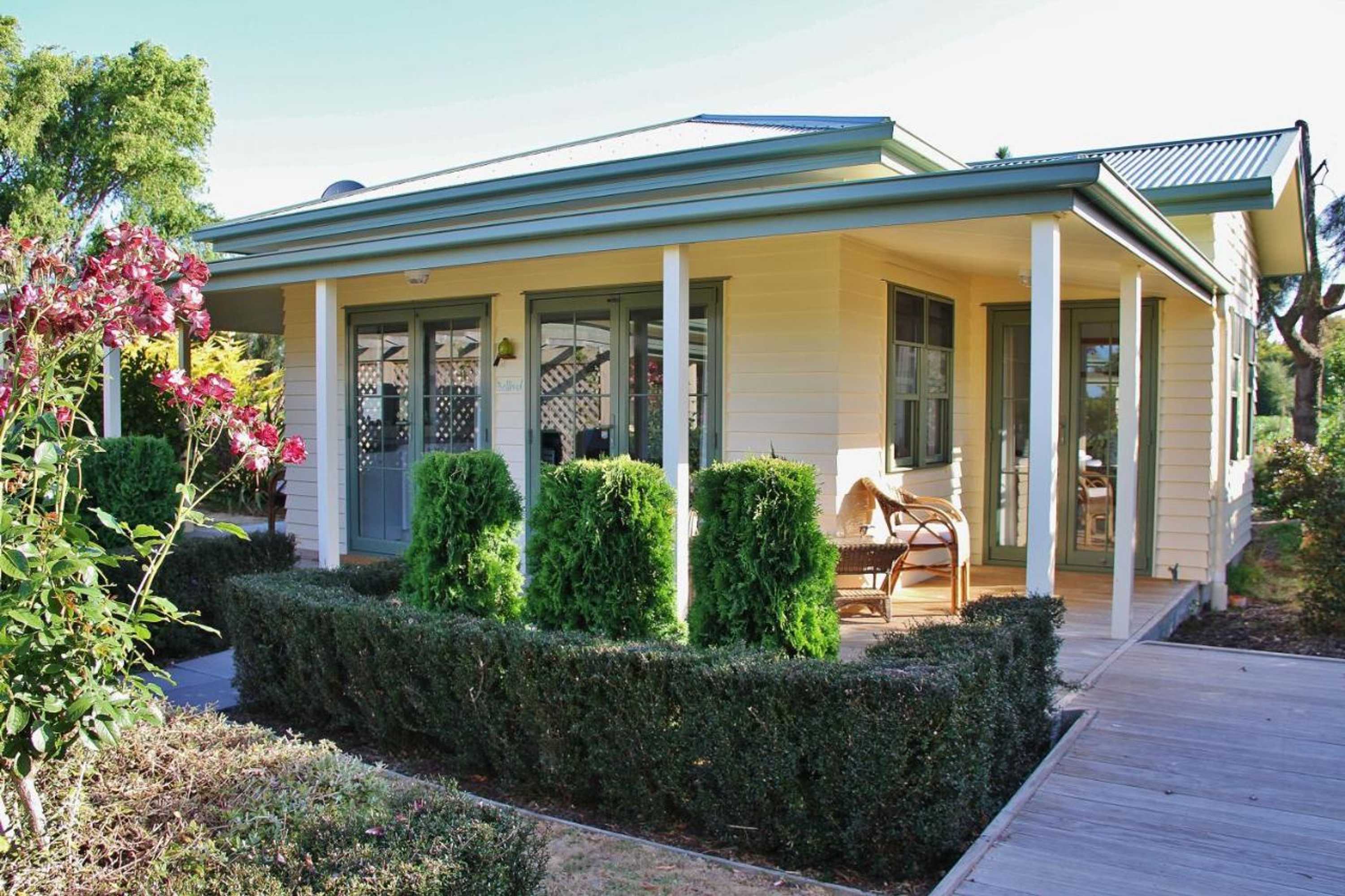 Gift card for Clive Colonial Cottages