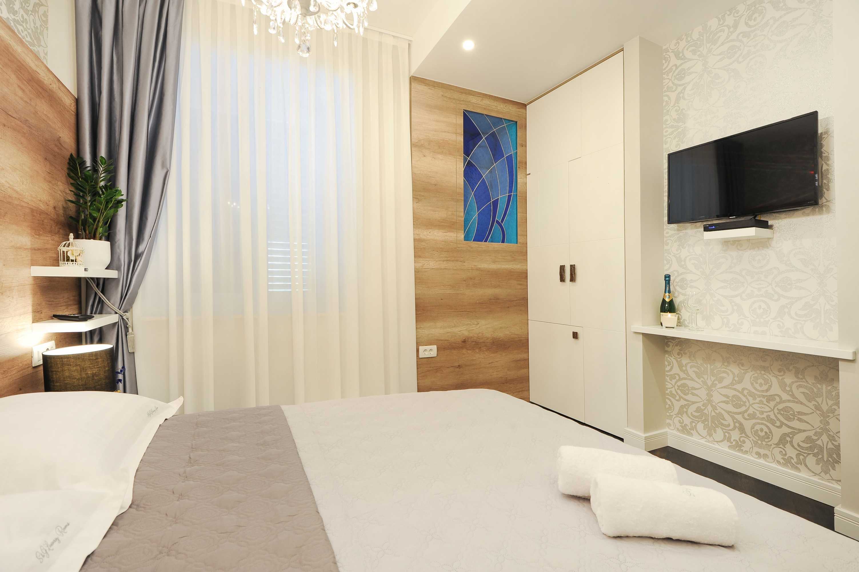 Gift card for Silver & Gold Luxury Rooms Gift card for Silver & Gold Luxury Rooms