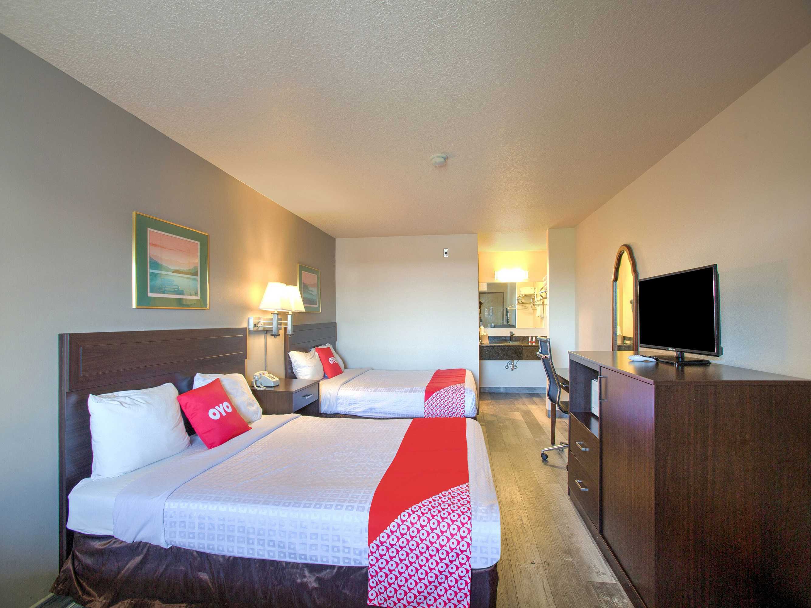 Gift card for Oyo Woodland Hotel And Suites Gift card for Oyo Woodland Hotel And Suites