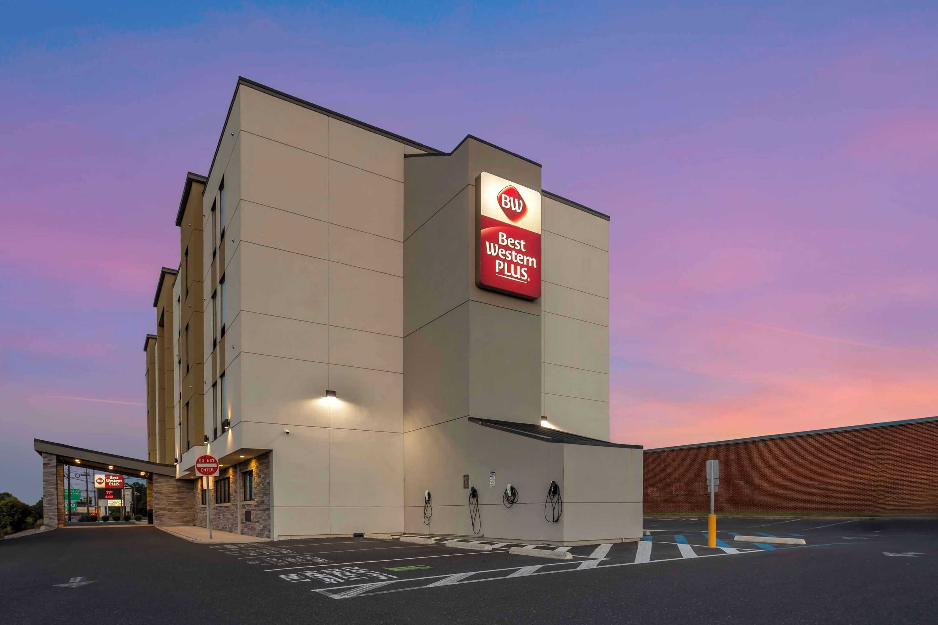 Gift card for Best Western Plus Philadelphia-Pennsauken Hotel Gift card for Best Western Plus Philadelphia-Pennsauken Hotel