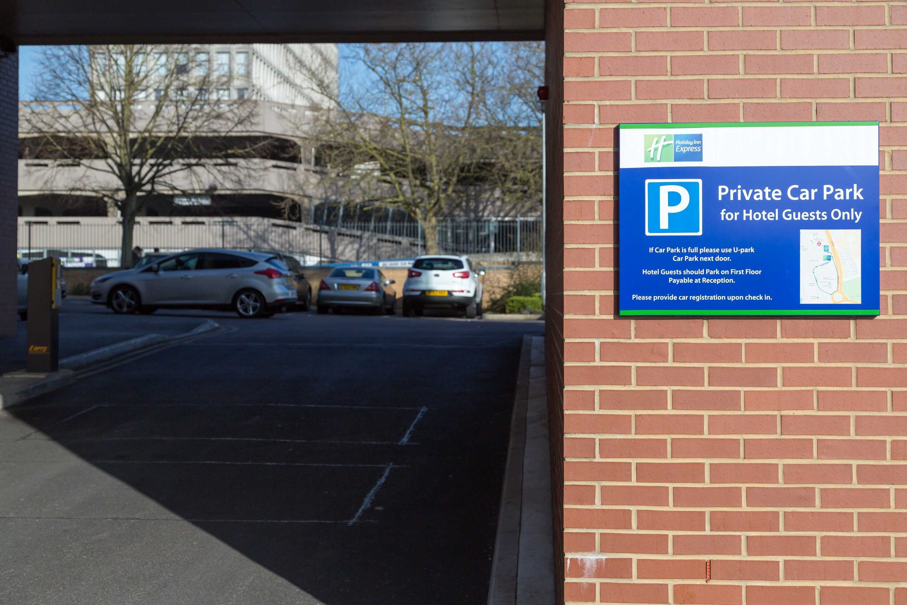 Gift card for Holiday Inn Express Harlow by Ihg Gift card for Holiday Inn Express Harlow by Ihg