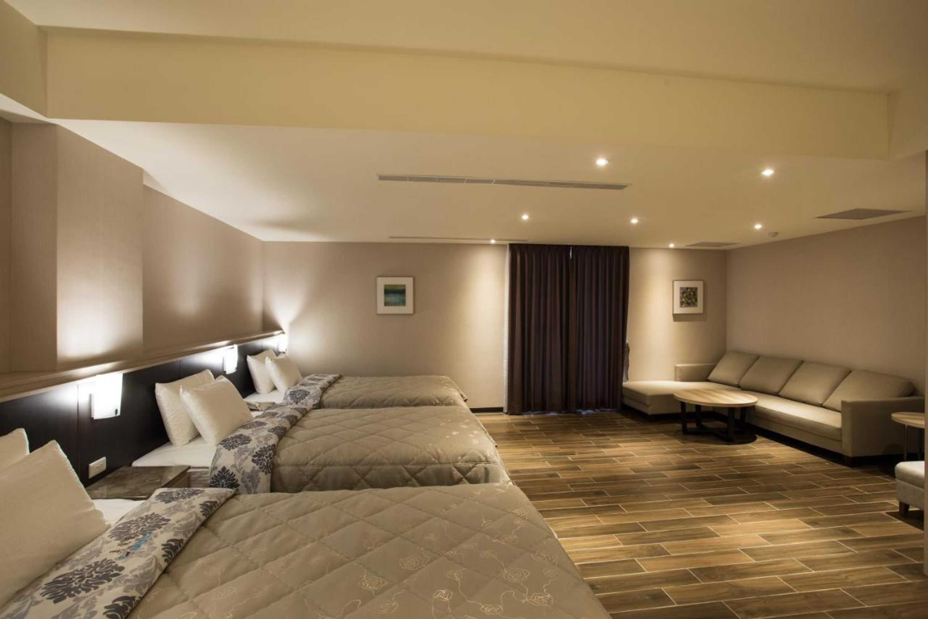 Gift card for Verygood Business Hotel