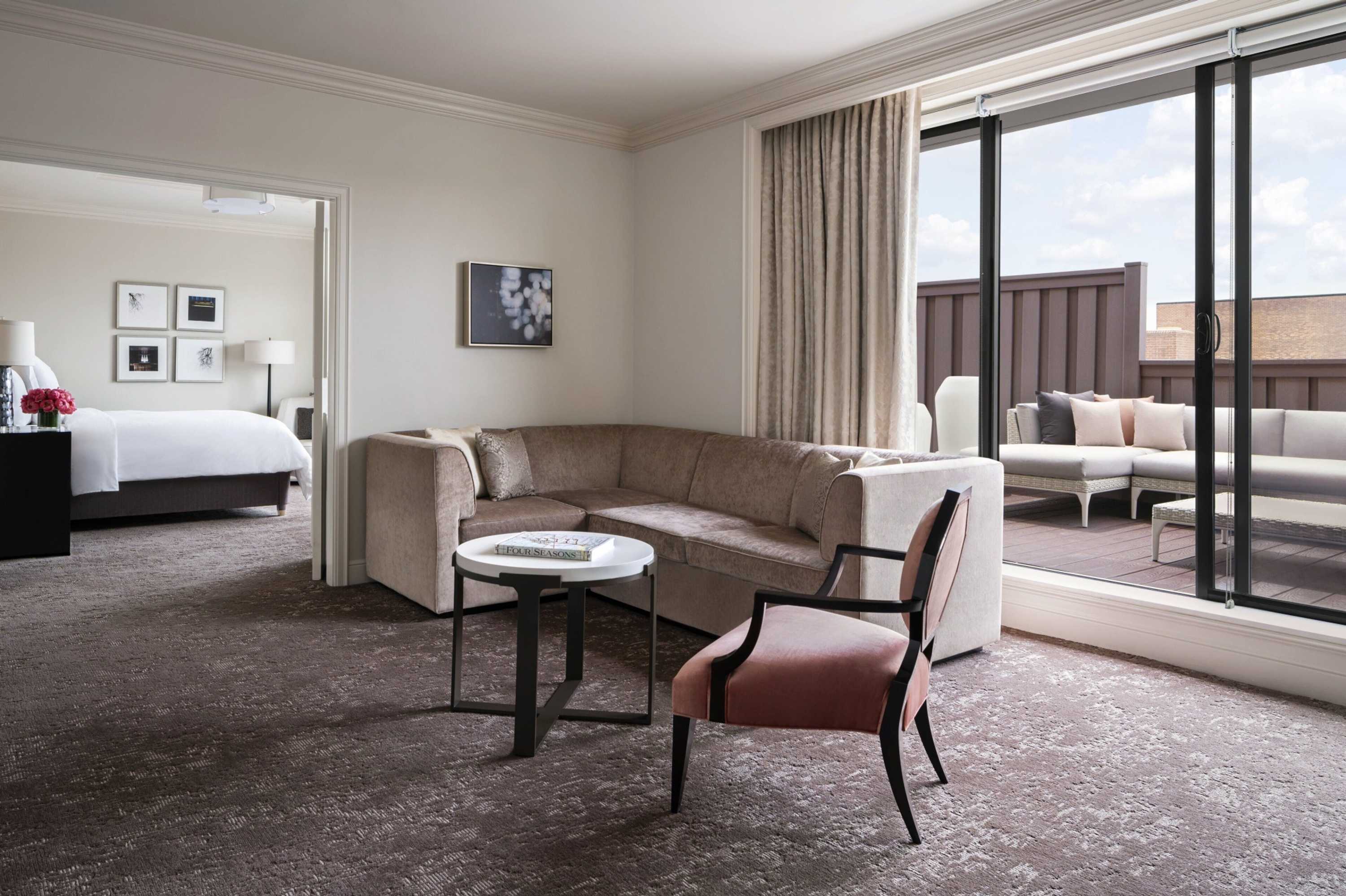 Gift card for Four Seasons Hotel Washington DC Gift card for Four Seasons Hotel Washington DC