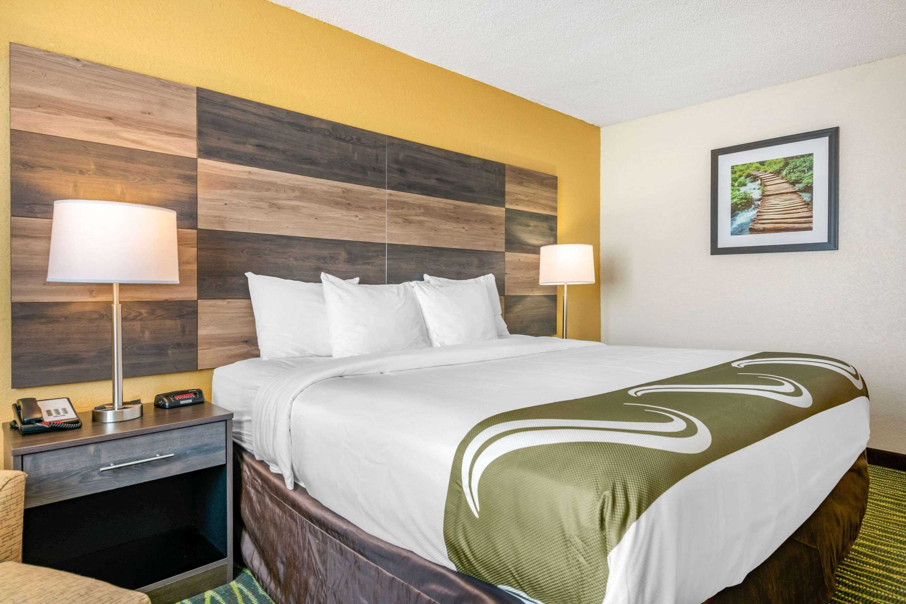 Gift card for Quality Inn & Suites Leesburg Chain of Lakes Gift card for Quality Inn & Suites Leesburg Chain of Lakes