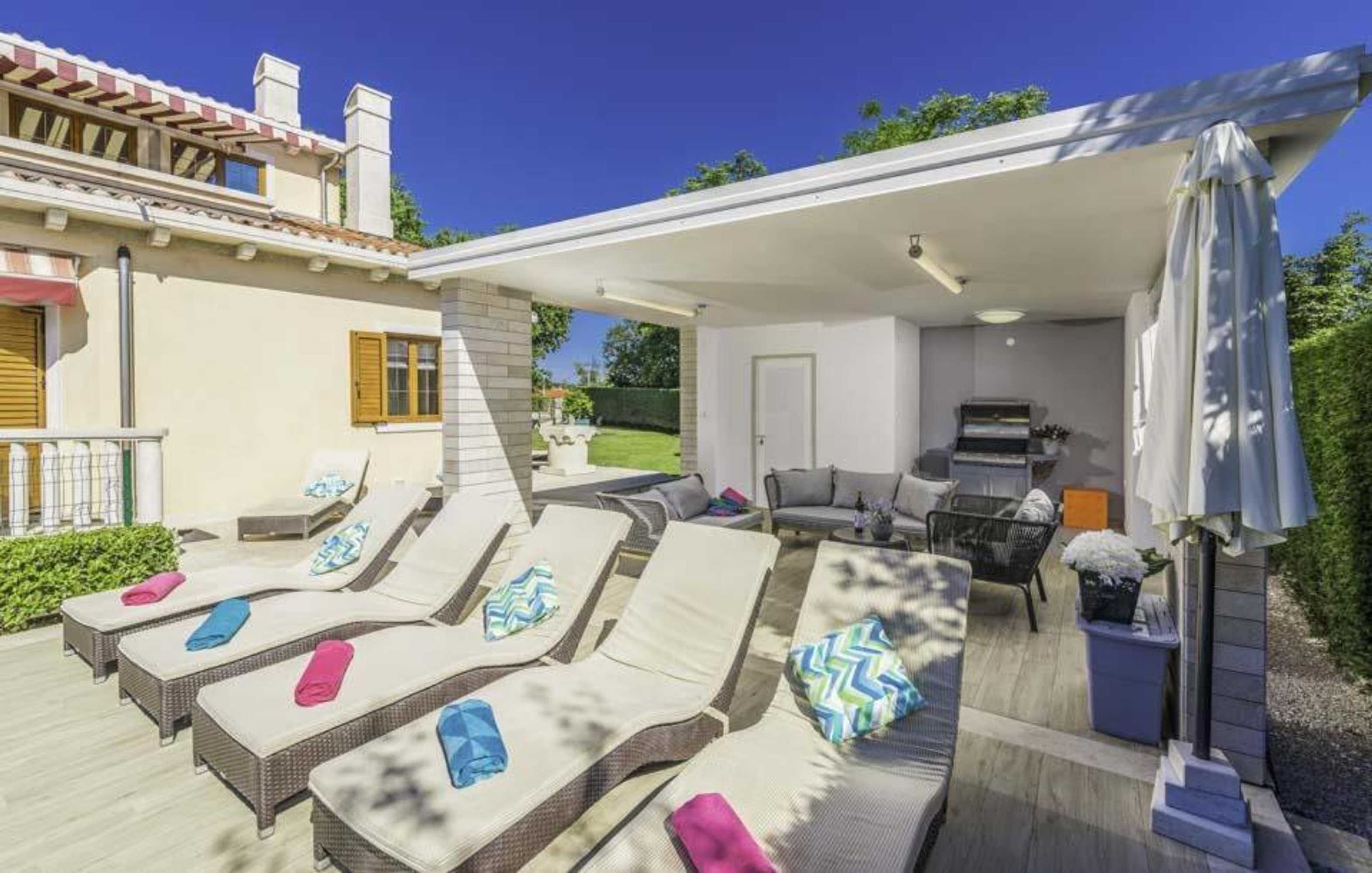 Gift card for Villa Rosa