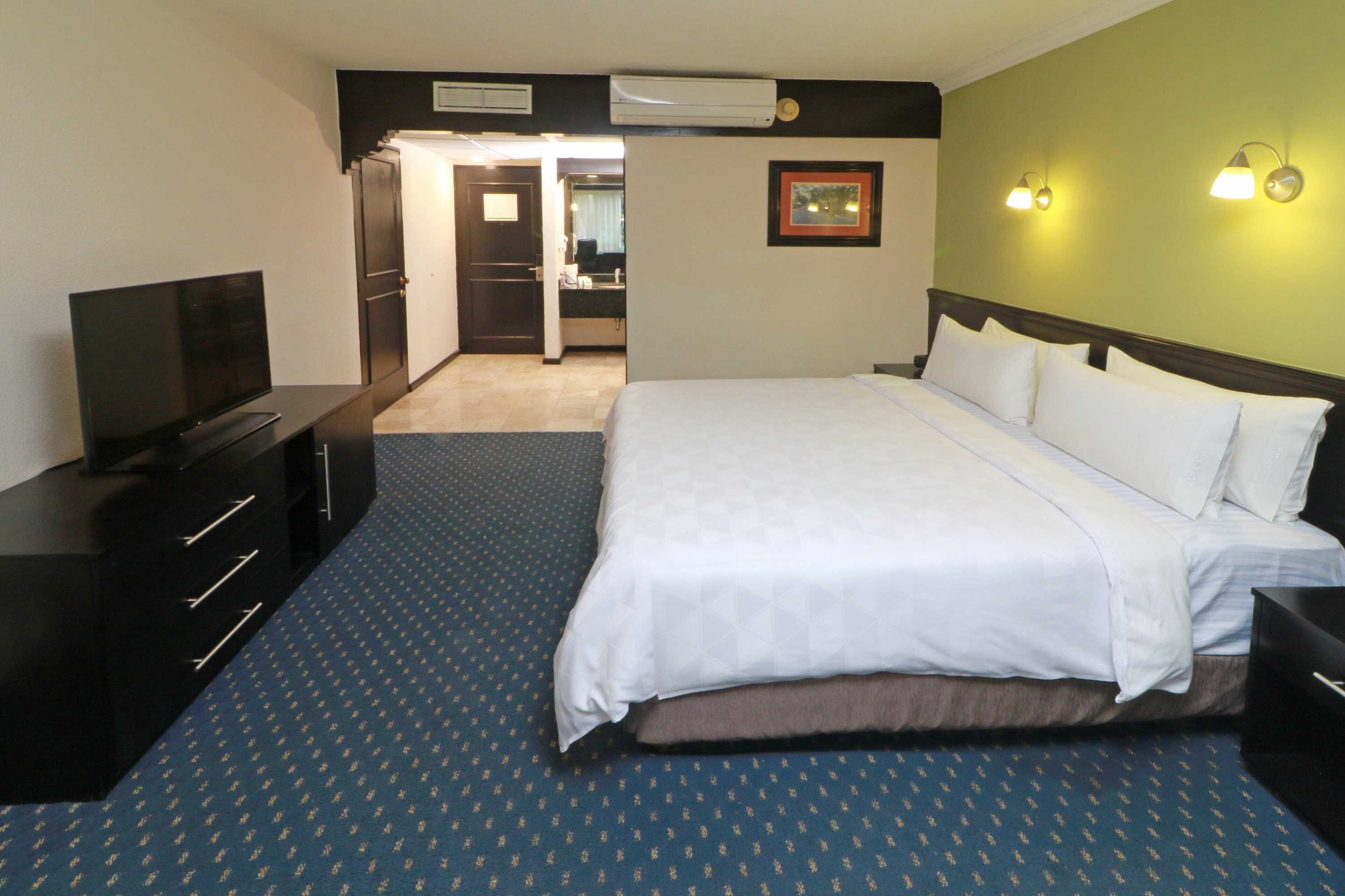 Gift card for Holiday Inn San Luis Potosi Quijote by Ihg Gift card for Holiday Inn San Luis Potosi Quijote by Ihg