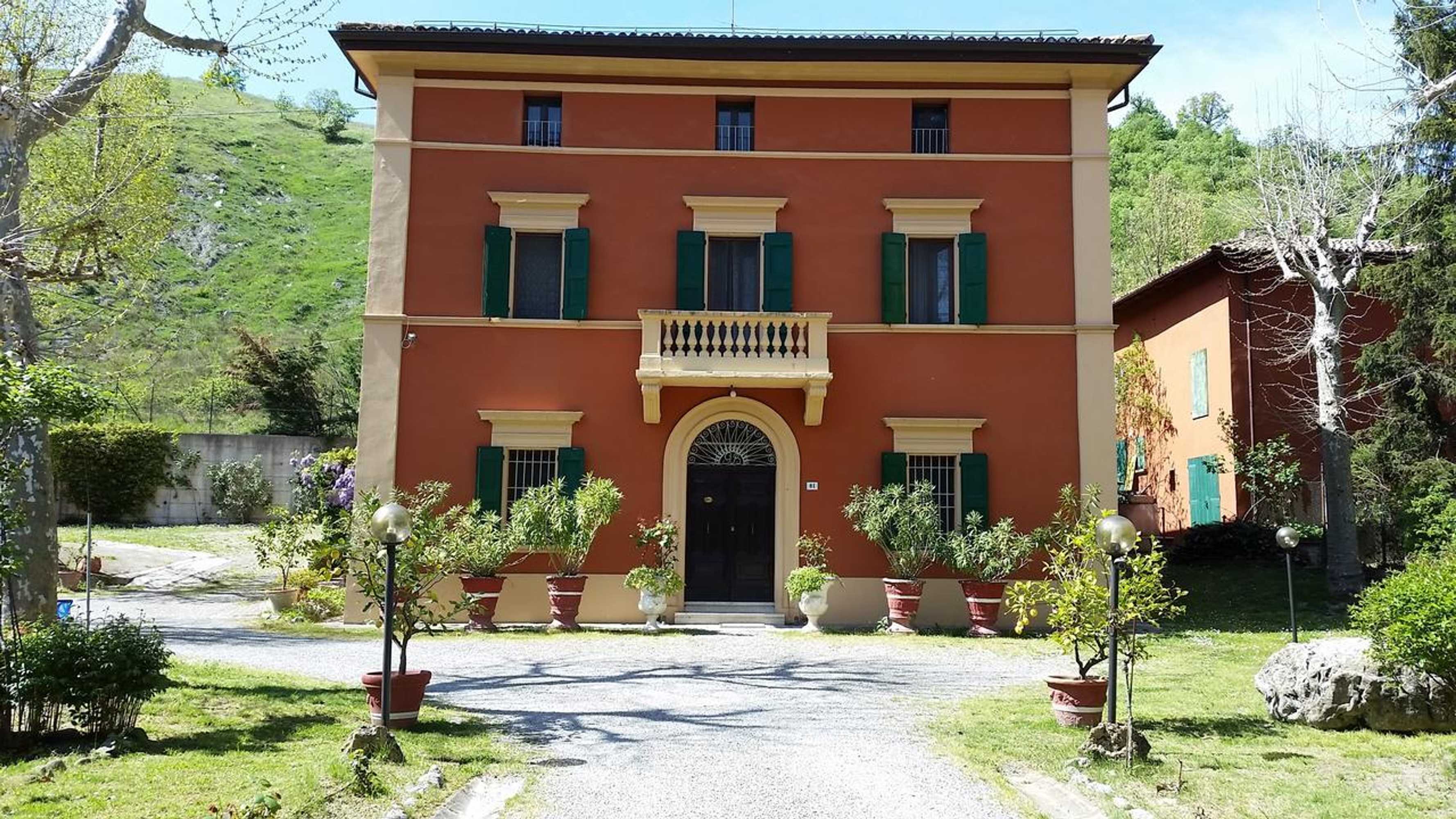 Gift card for B&b Villa Storica Calderino Gift card for B&b Villa Storica Calderino