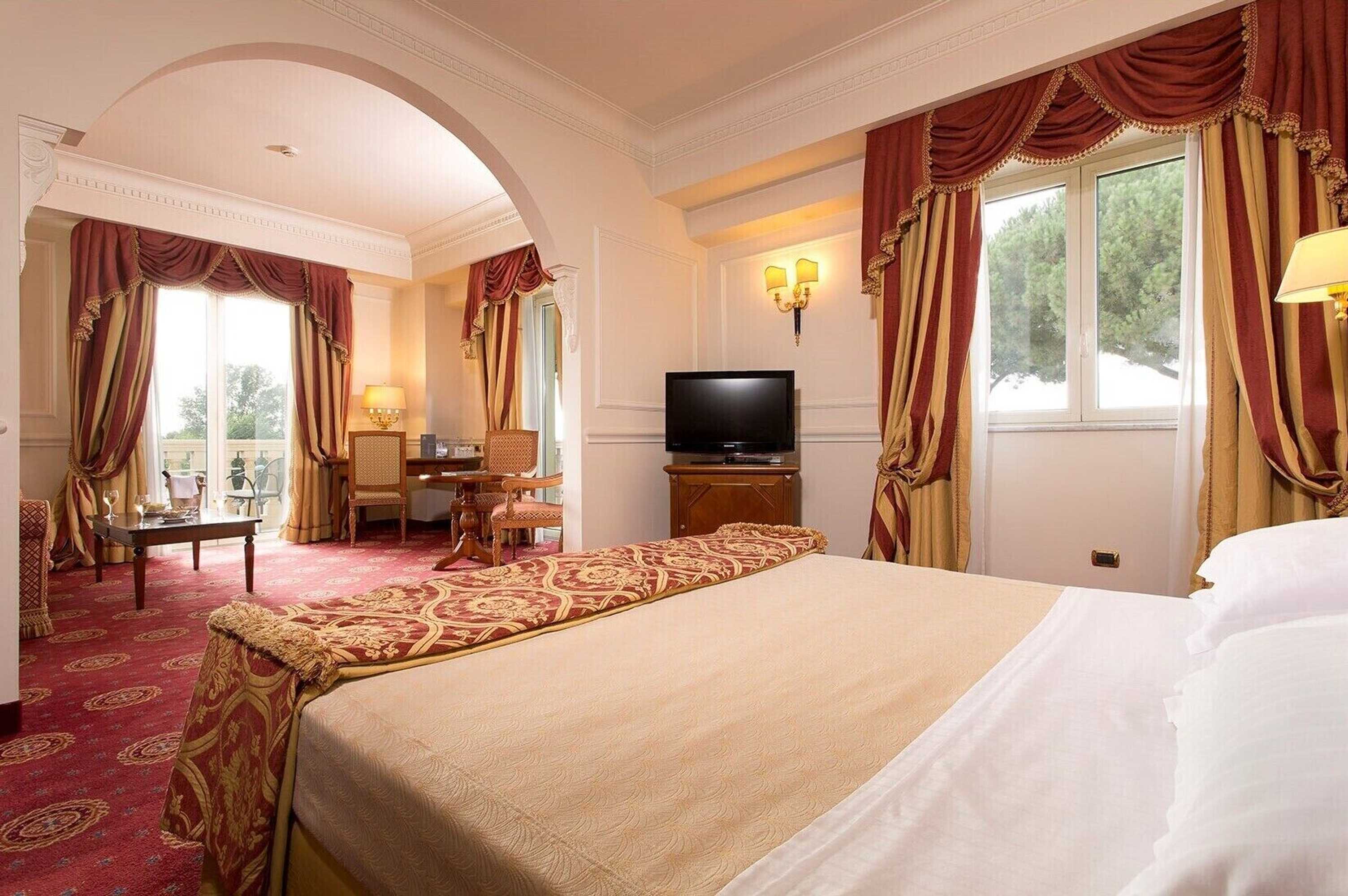Gift card for Grand Hotel Vanvitelli Gift card for Grand Hotel Vanvitelli