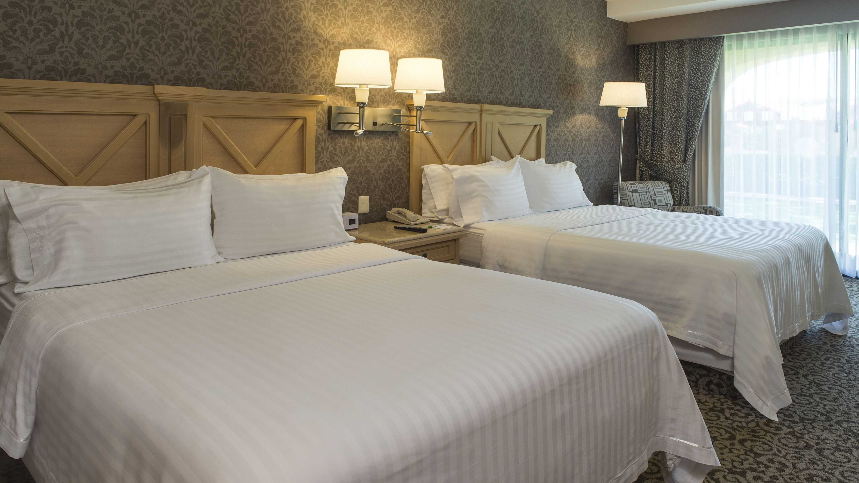 Gift card for Holiday Inn Queretaro-Centro Historico by Ihg Gift card for Holiday Inn Queretaro-Centro Historico by Ihg
