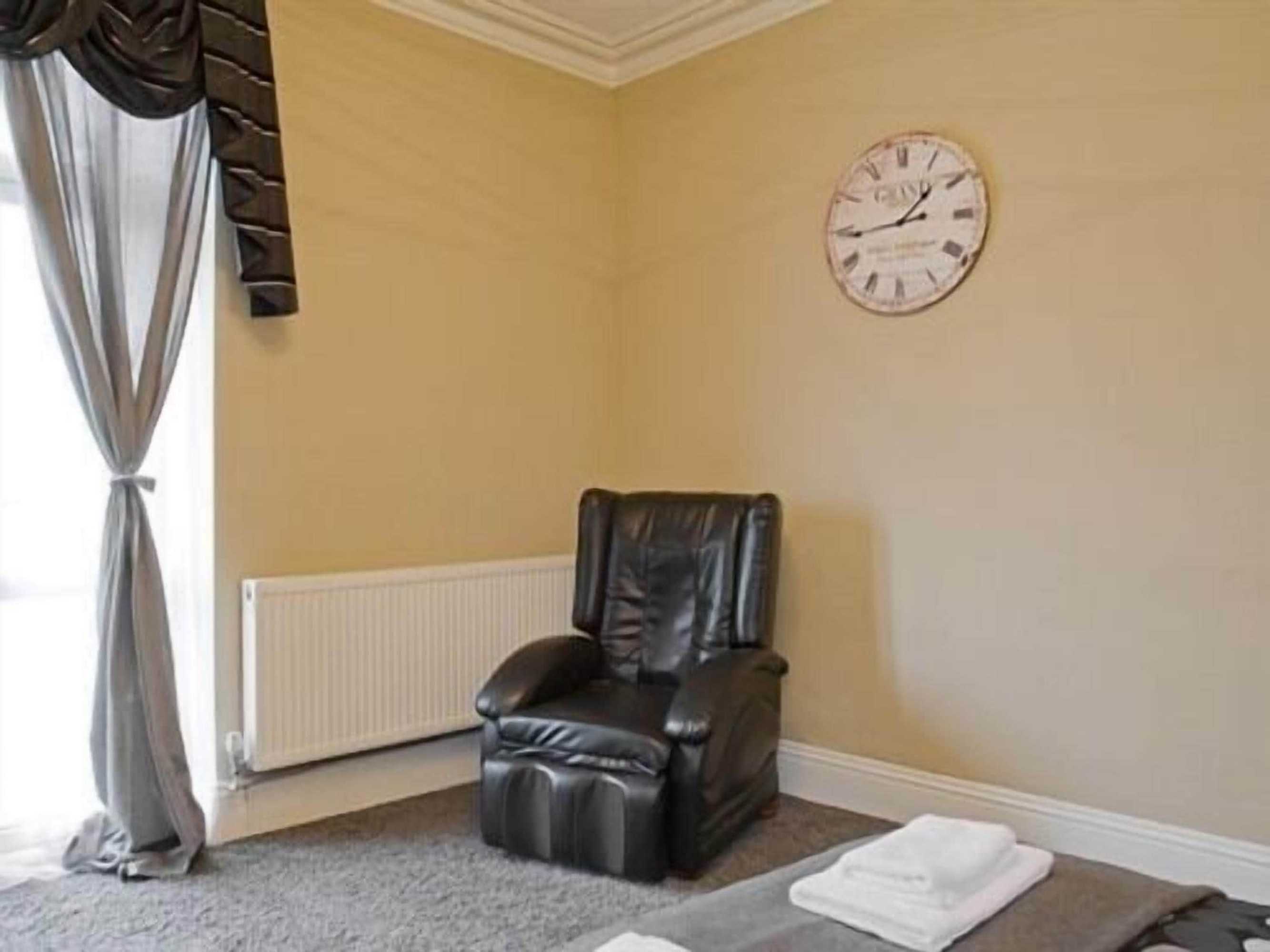 Gift card for Oaklands (self Check-In)