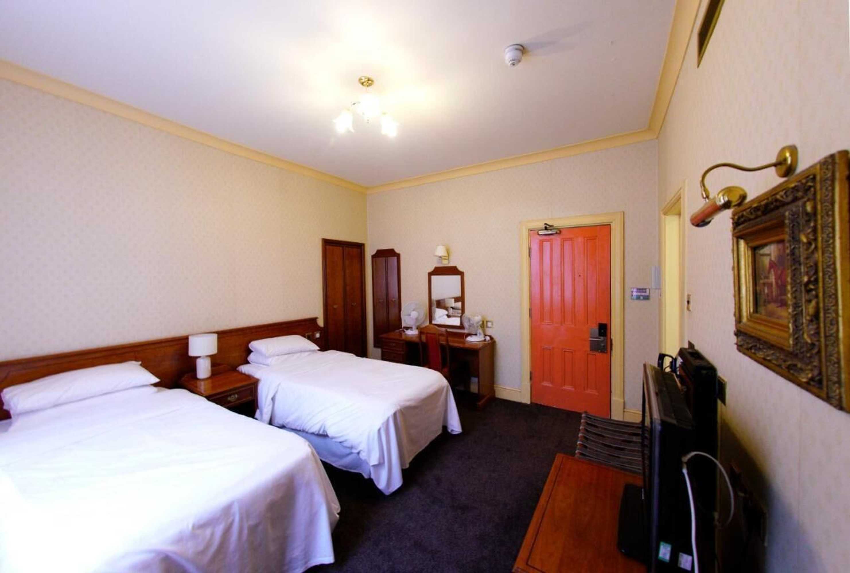 Gift card for Three Queens Hotel