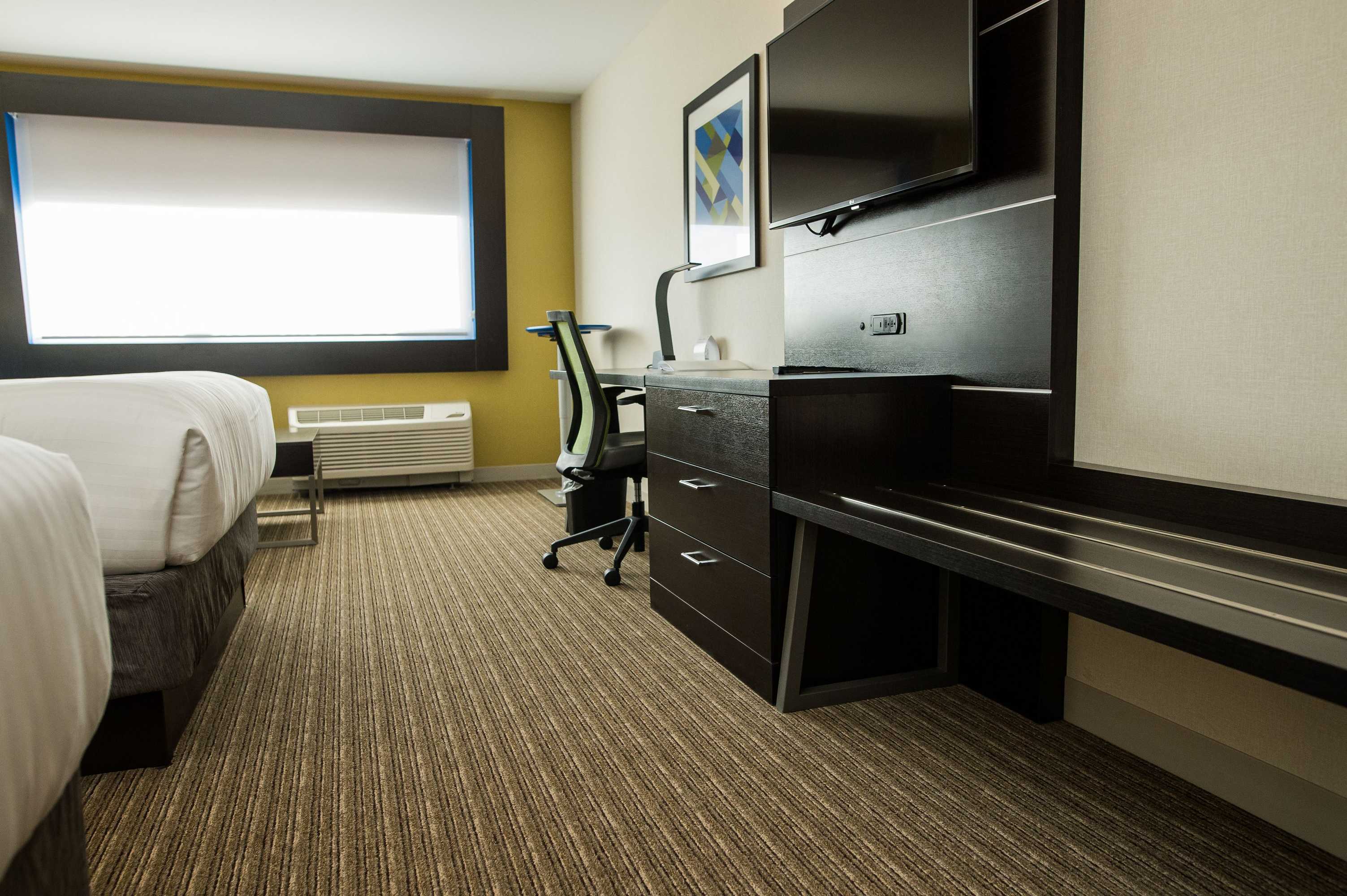 Gift card for Holiday Inn Express & Suites Marietta by Ihg Gift card for Holiday Inn Express & Suites Marietta by Ihg