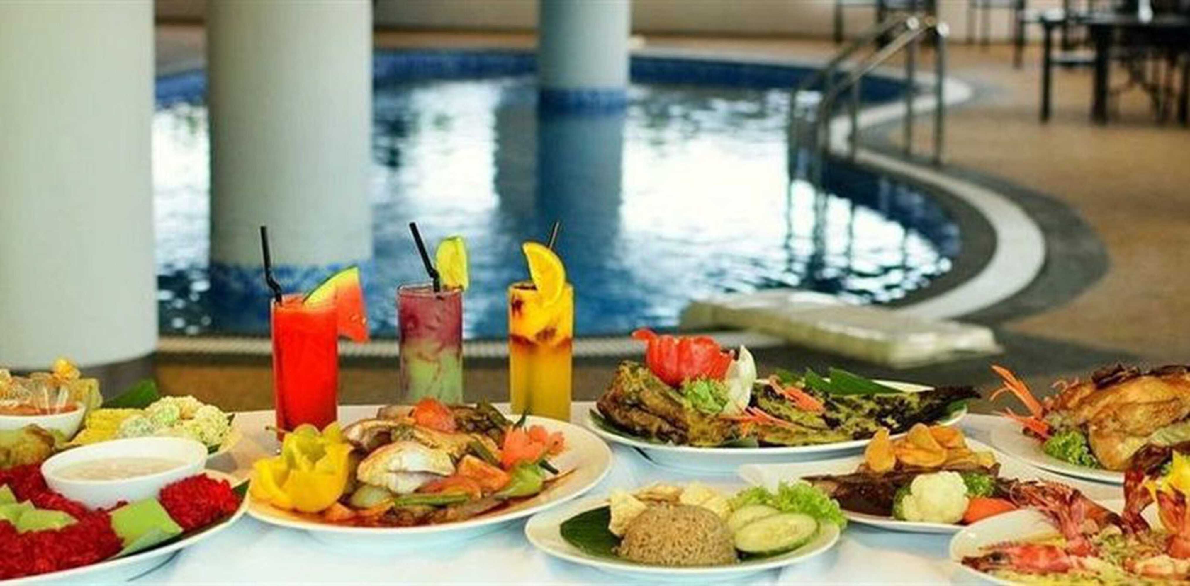 Gift card for Holiday Villa Hotel & Suites Kota Bharu - Wakaf Che Yeh, Night Market Gift card for Holiday Villa Hotel & Suites Kota Bharu - Wakaf Che Yeh, Night Market