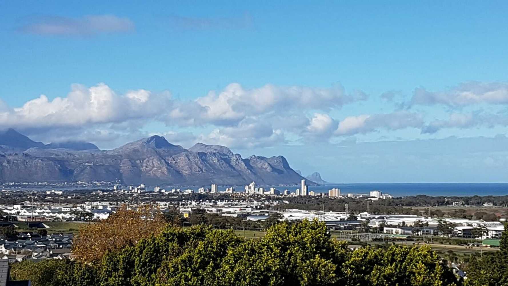 Gift card for Bay View Somerset West