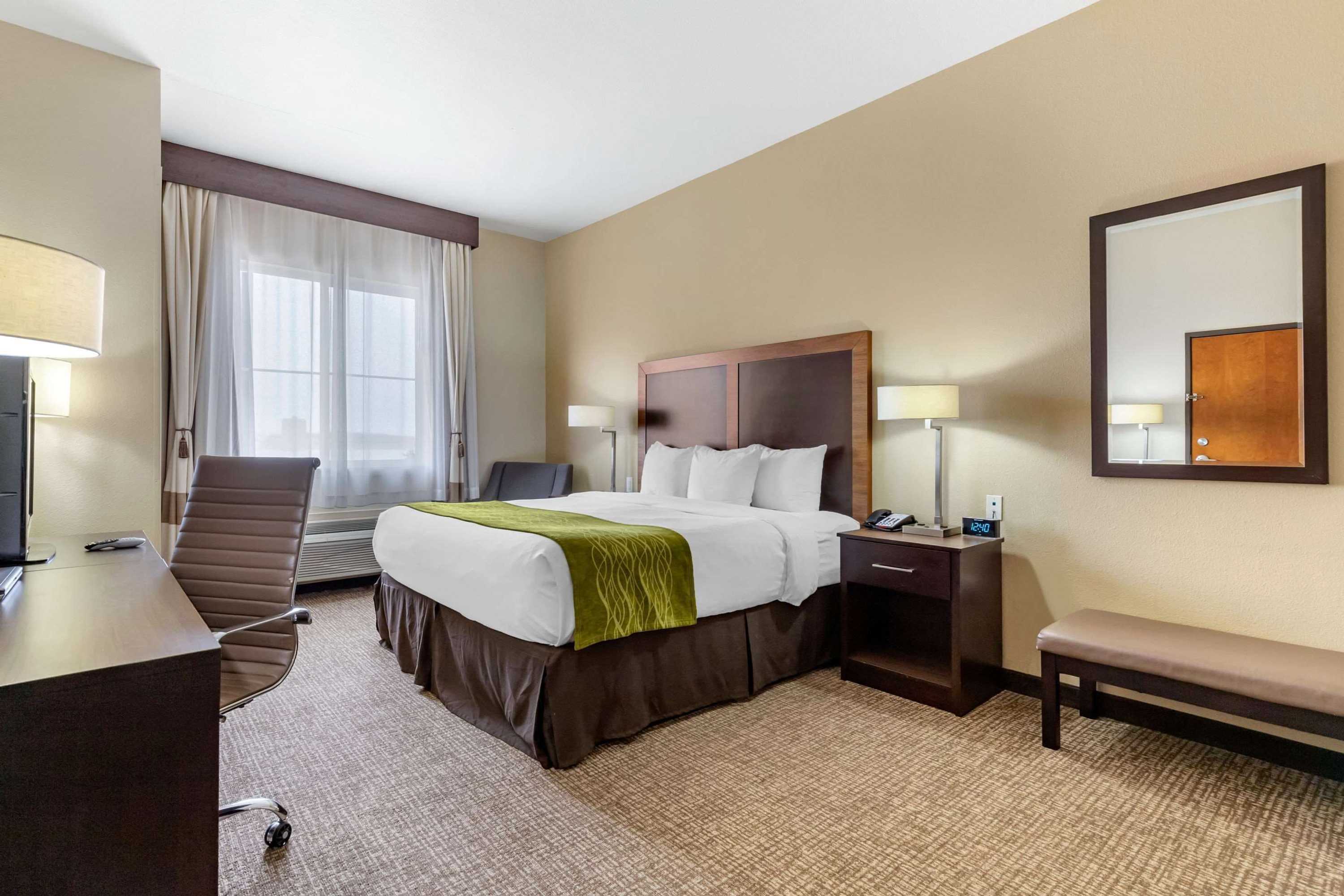 Gift card for Comfort Inn & Suites Lakeside Gift card for Comfort Inn & Suites Lakeside